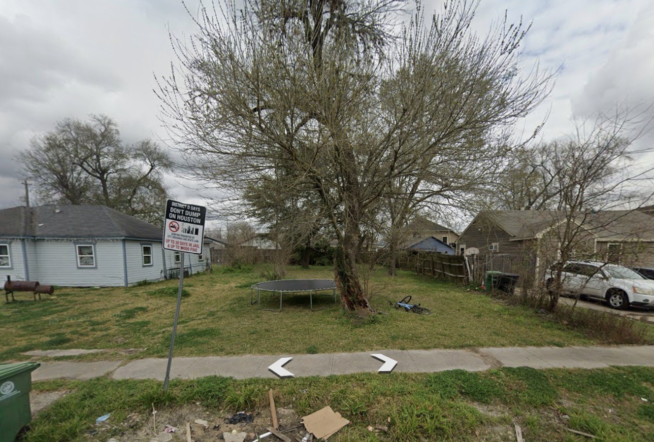 4509 Perry Street Property Photo 4
