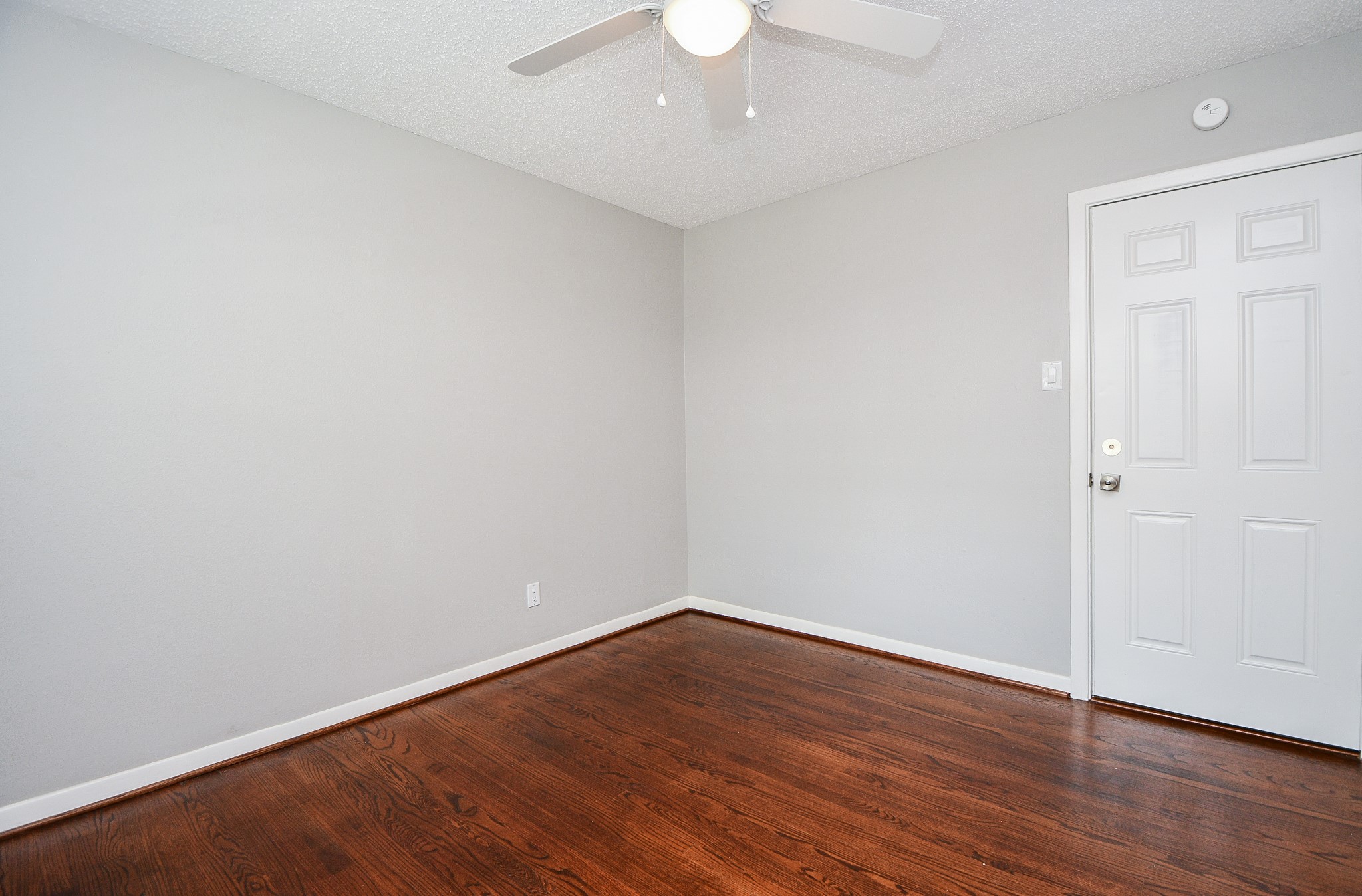 9614 Larston Street Property Photo 22