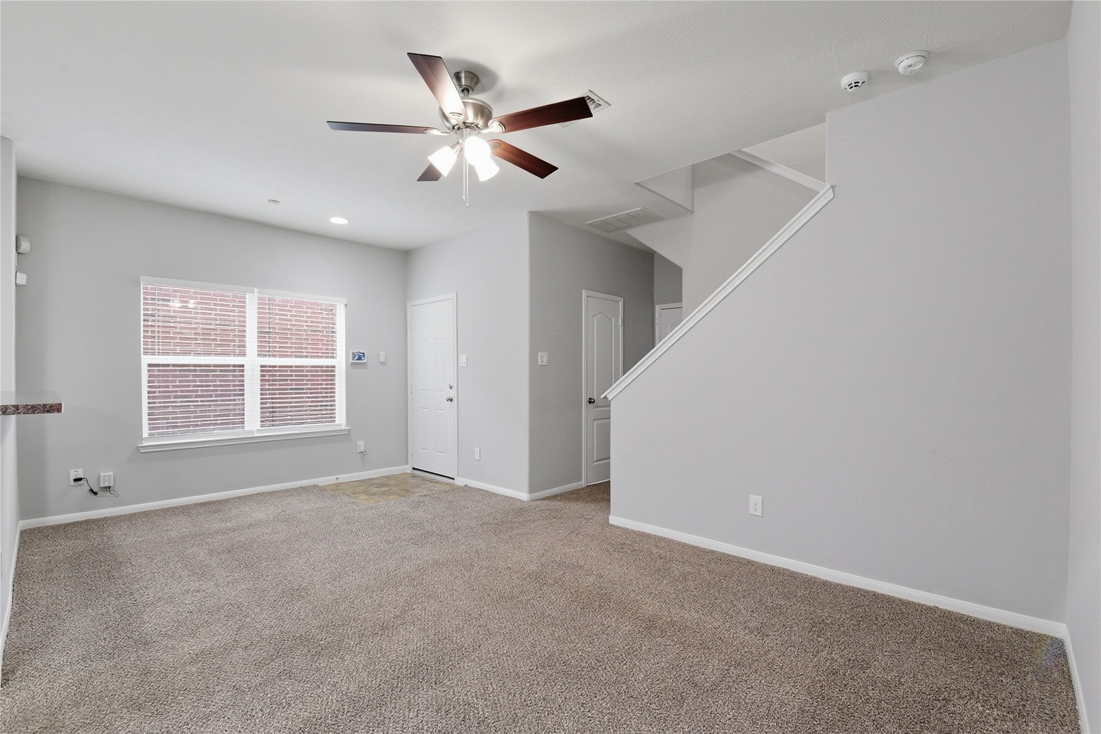 17142 Amarose Drive Property Photo 12