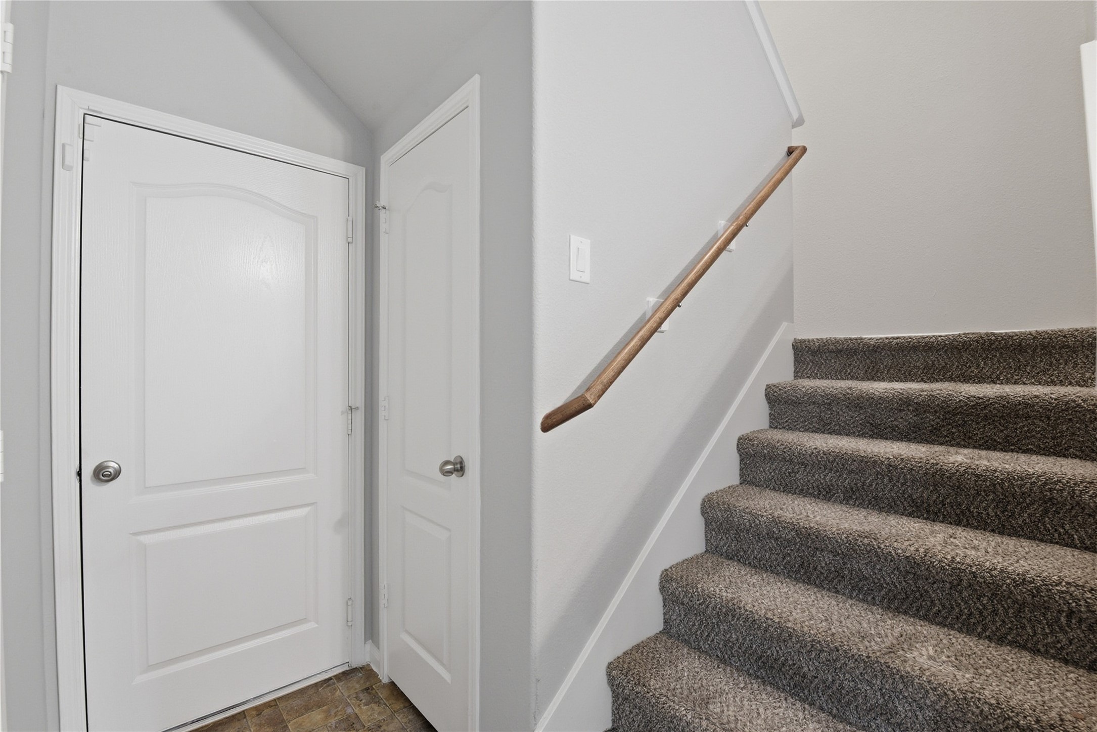 17142 Amarose Drive Property Photo 14