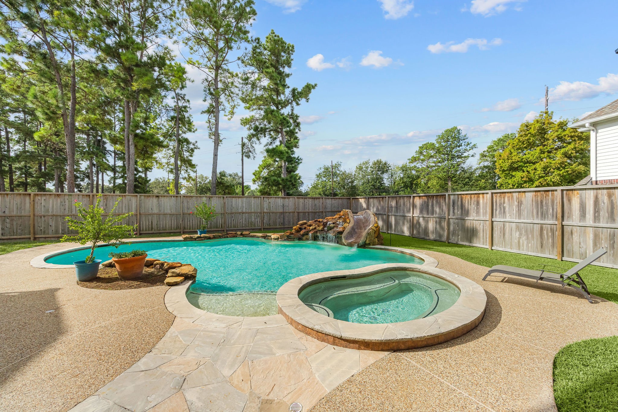 13103 Springmint Court Property Photo 6