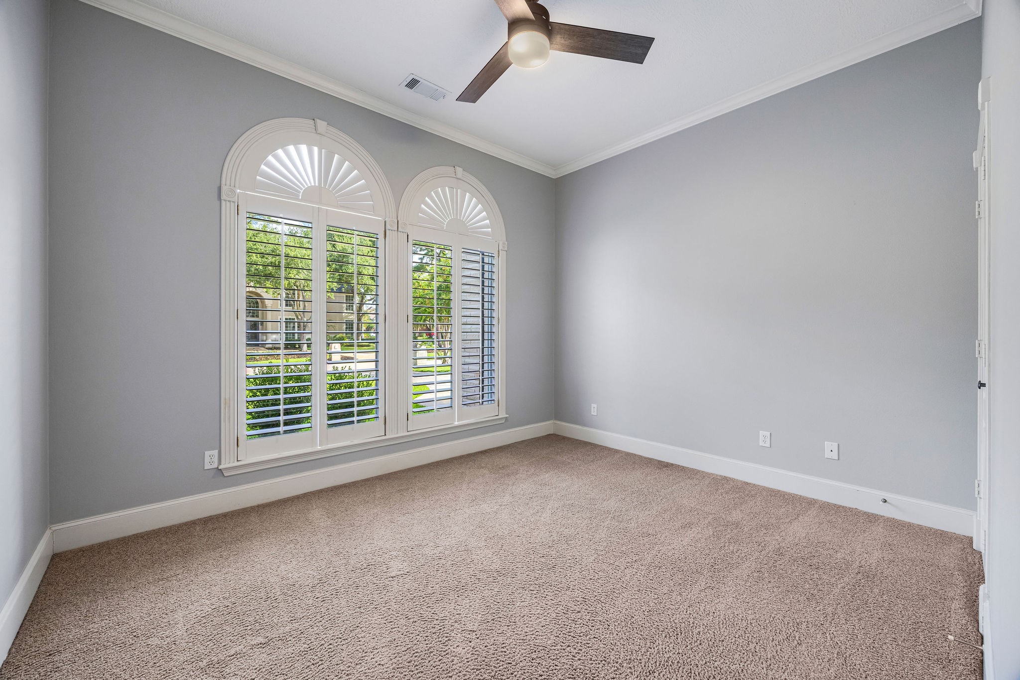 13103 Springmint Court Property Photo 28