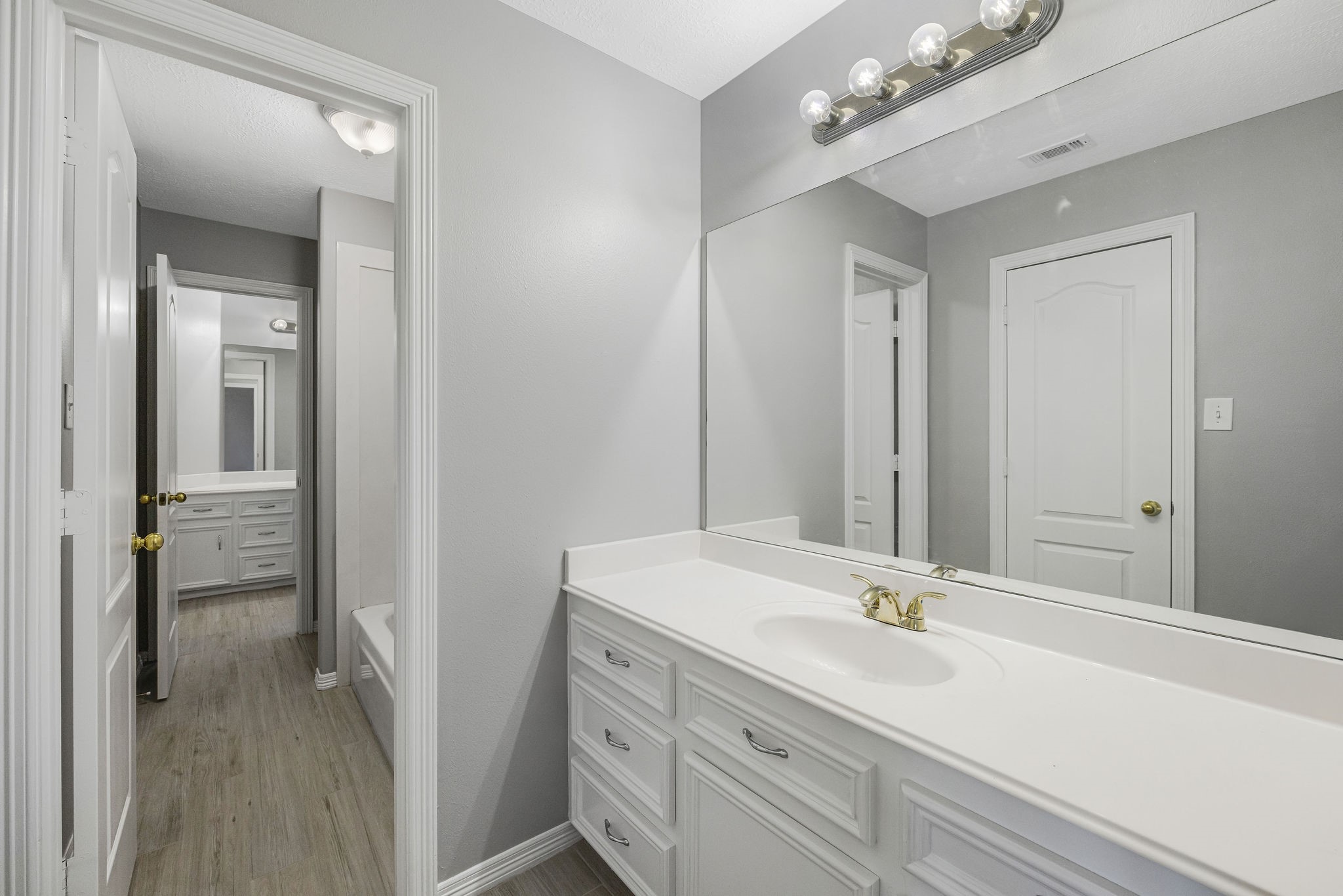 13103 Springmint Court Property Photo 34