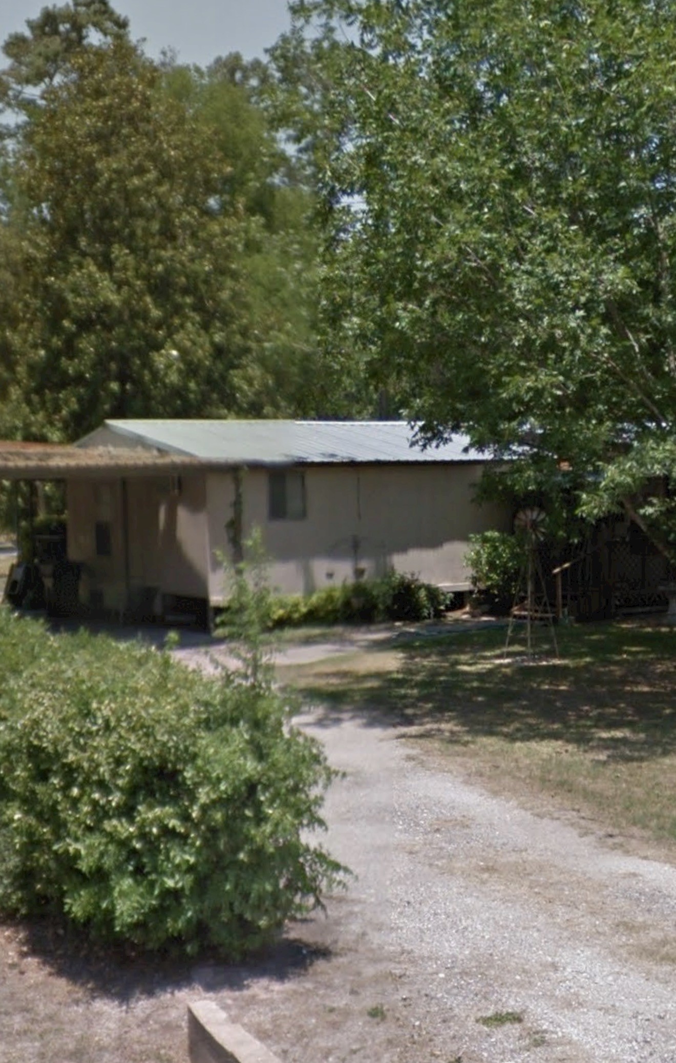 8410 Rolling Oaks Dr Property Photo 5