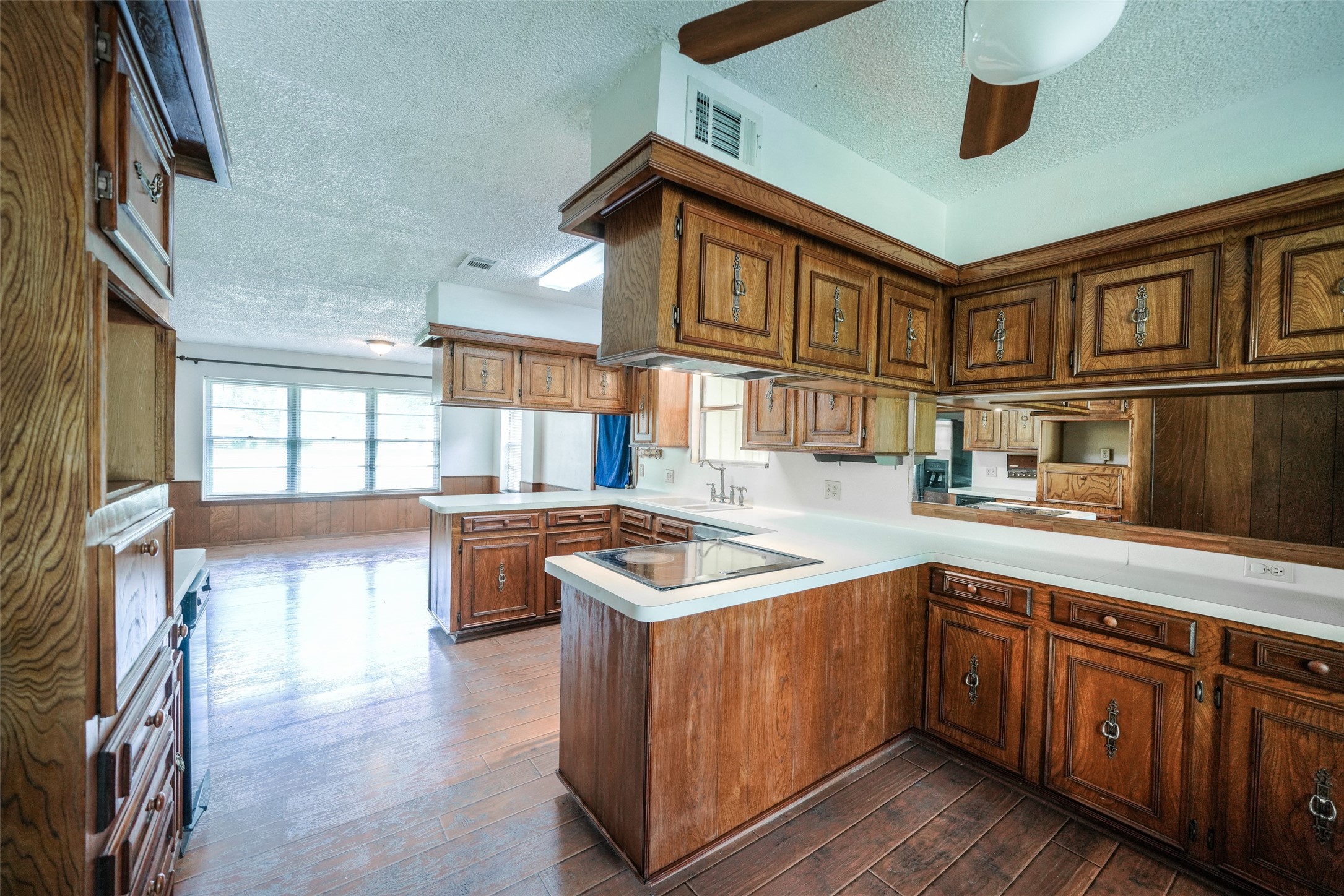 7622 County Line Road Property Photo 6