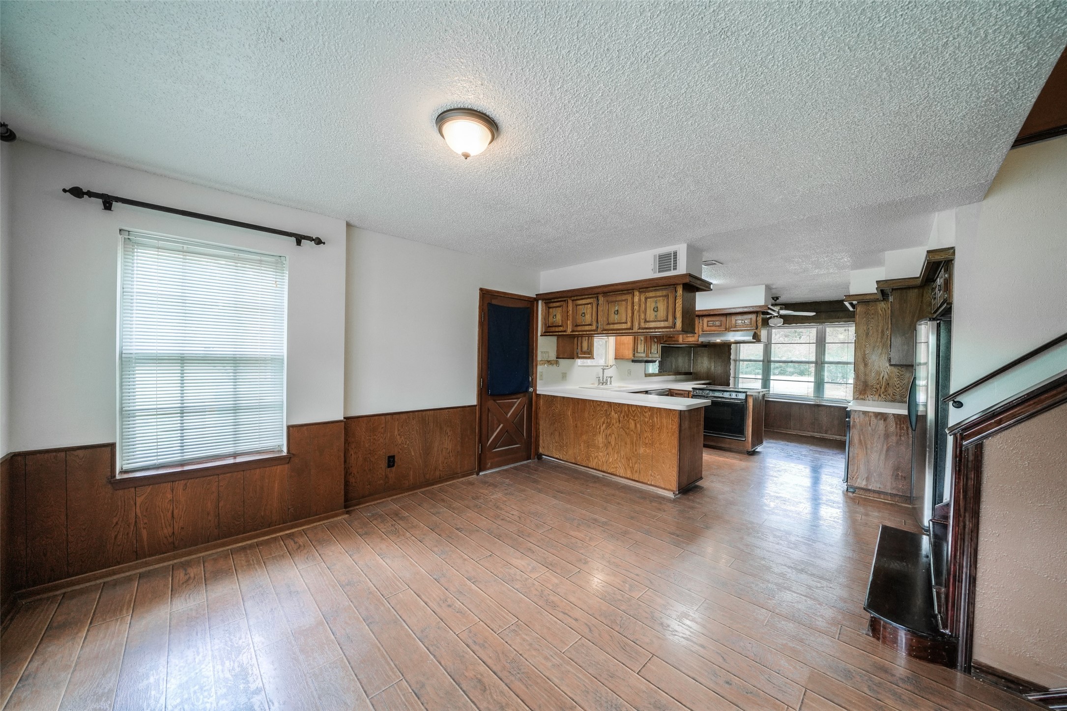 7622 County Line Road Property Photo 9