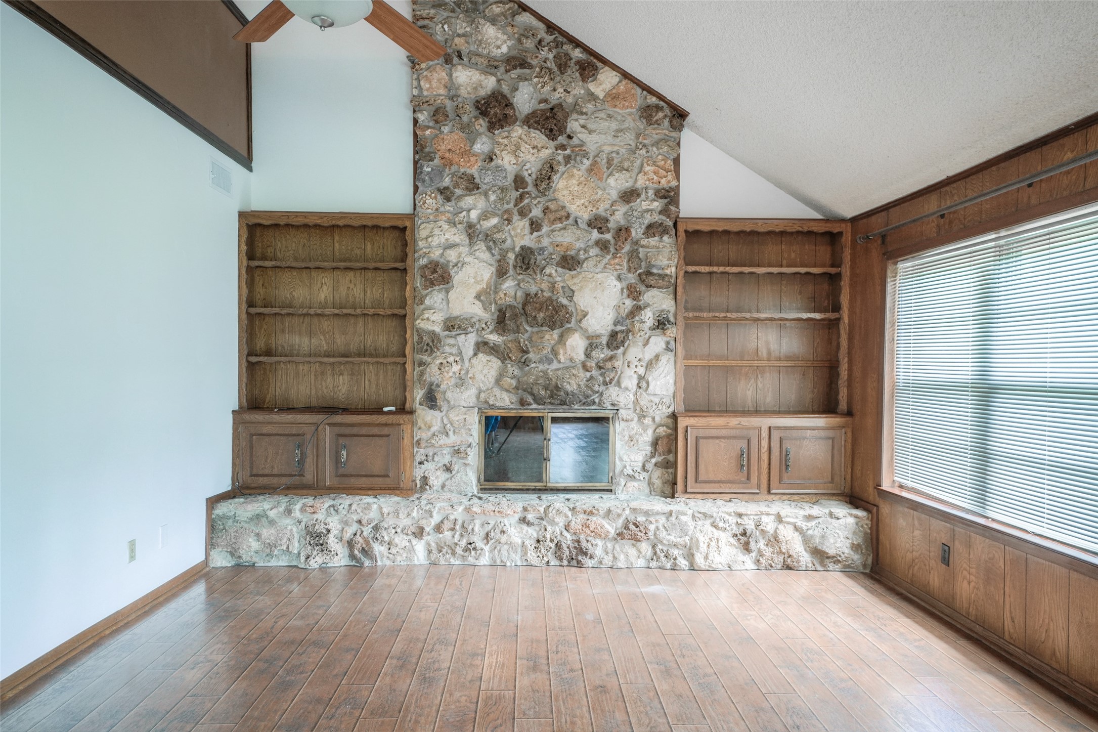 7622 County Line Road Property Photo 11