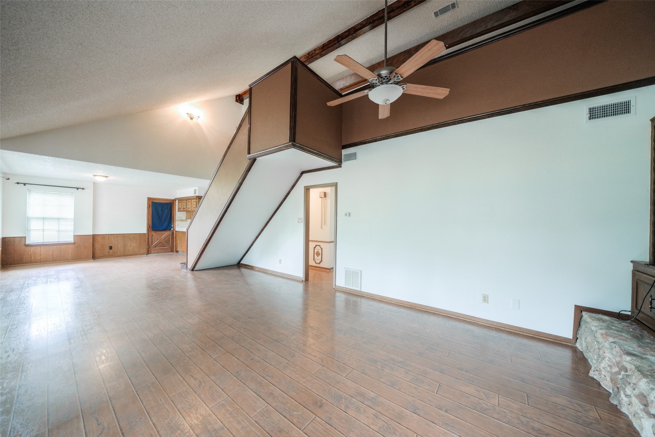 7622 County Line Road Property Photo 16