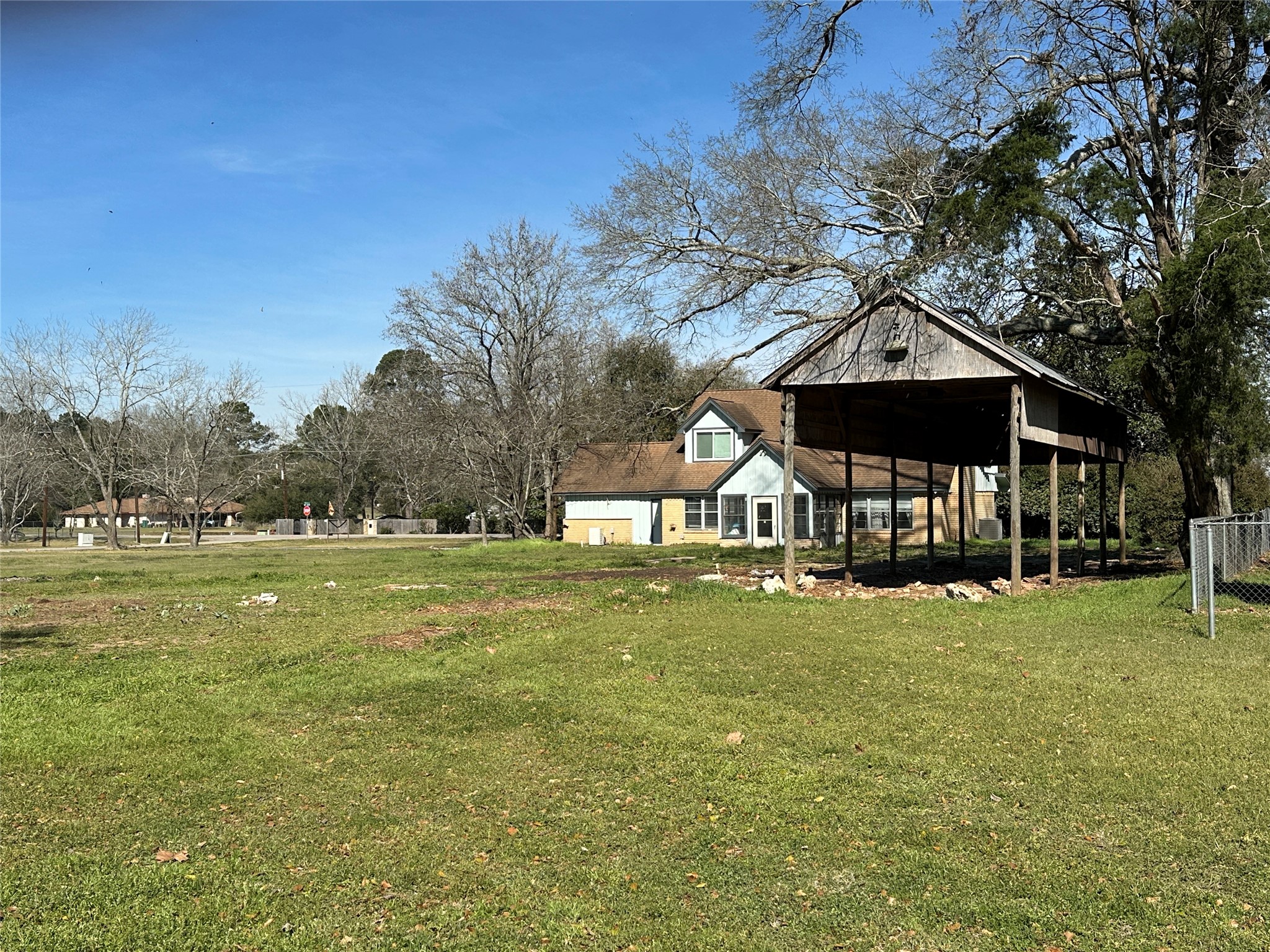 7622 County Line Road Property Photo 44