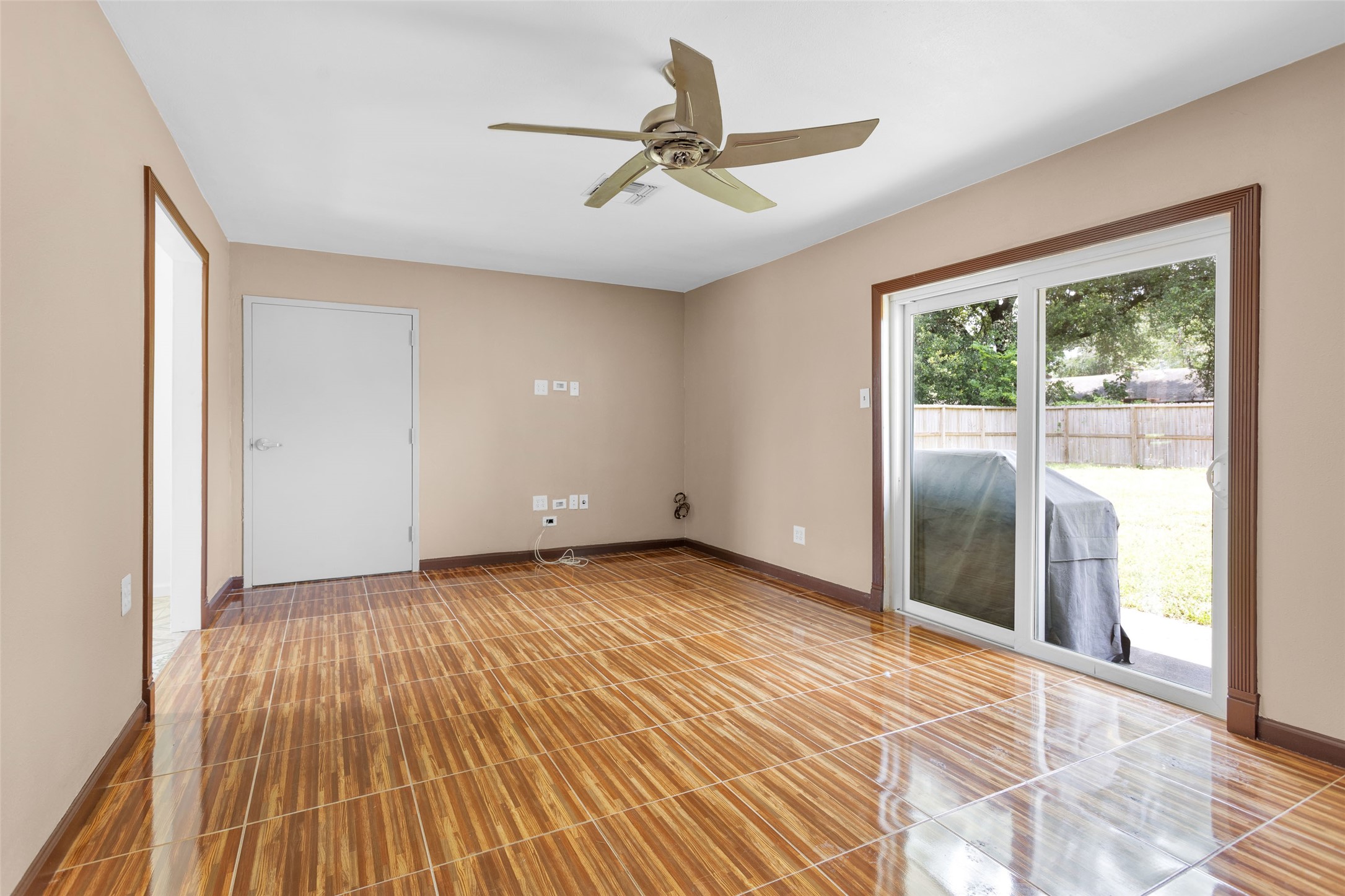 6322 King Post Drive Property Photo 7
