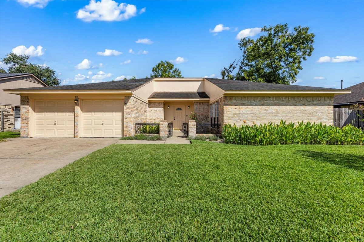 3009 Stacy Lane Property Photo 1