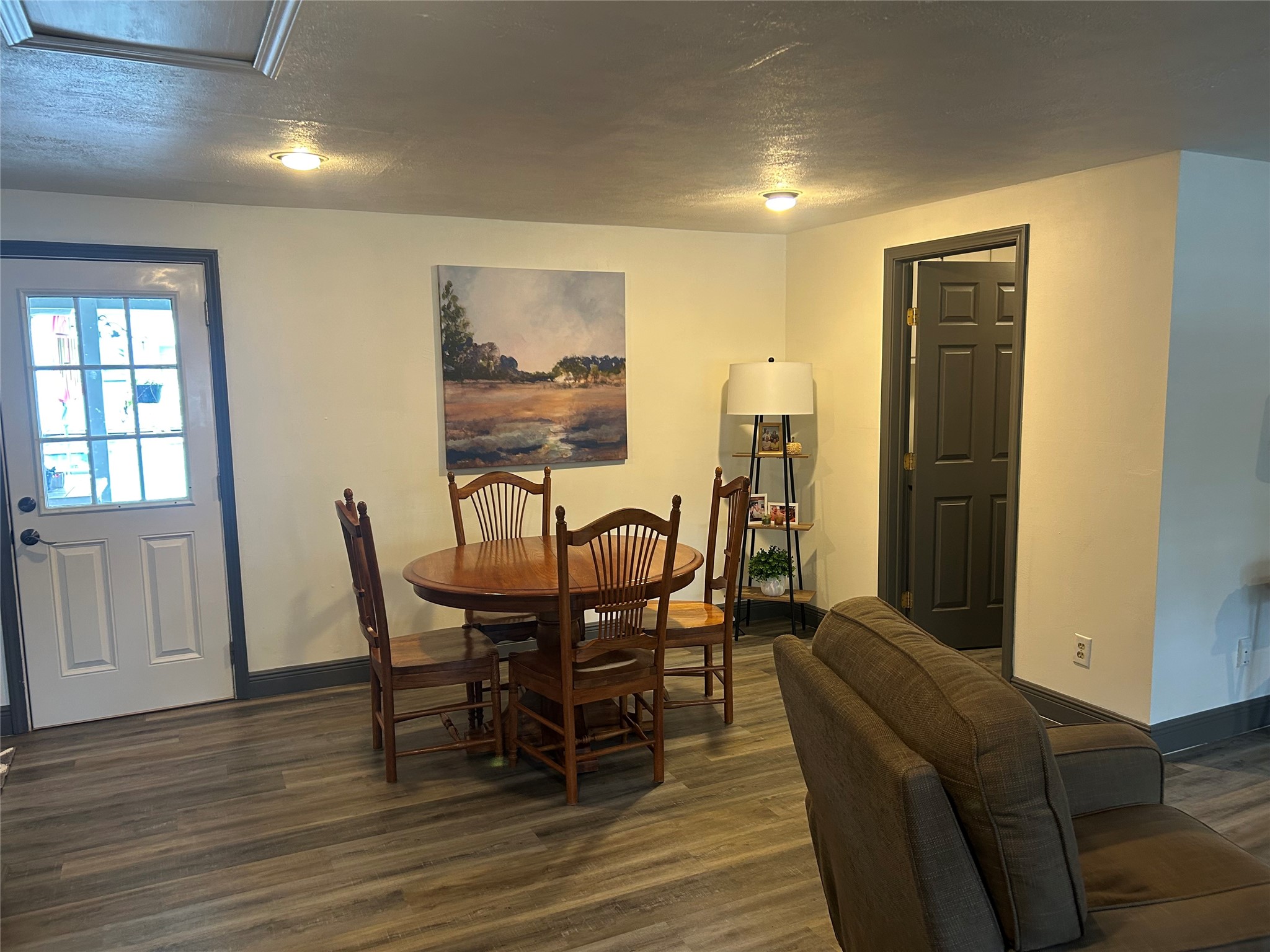 158 Spring Pines Drive Property Photo 4