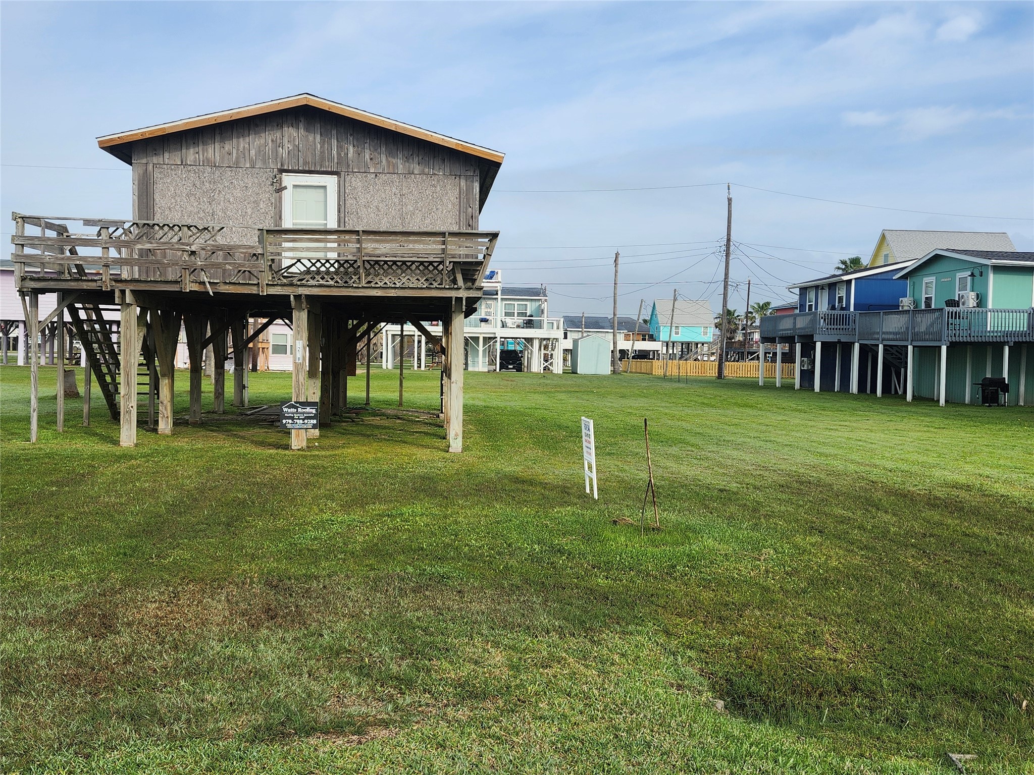 1218 Middle Property Photo 1