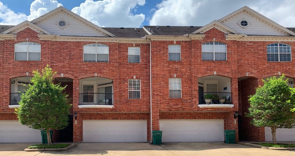 2210 Augusta Drive 6006 Property Photo 1