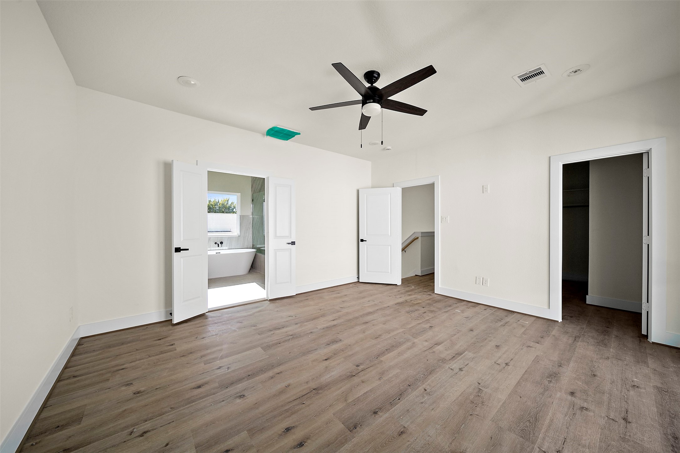 2618 Dennis Street Property Photo 28