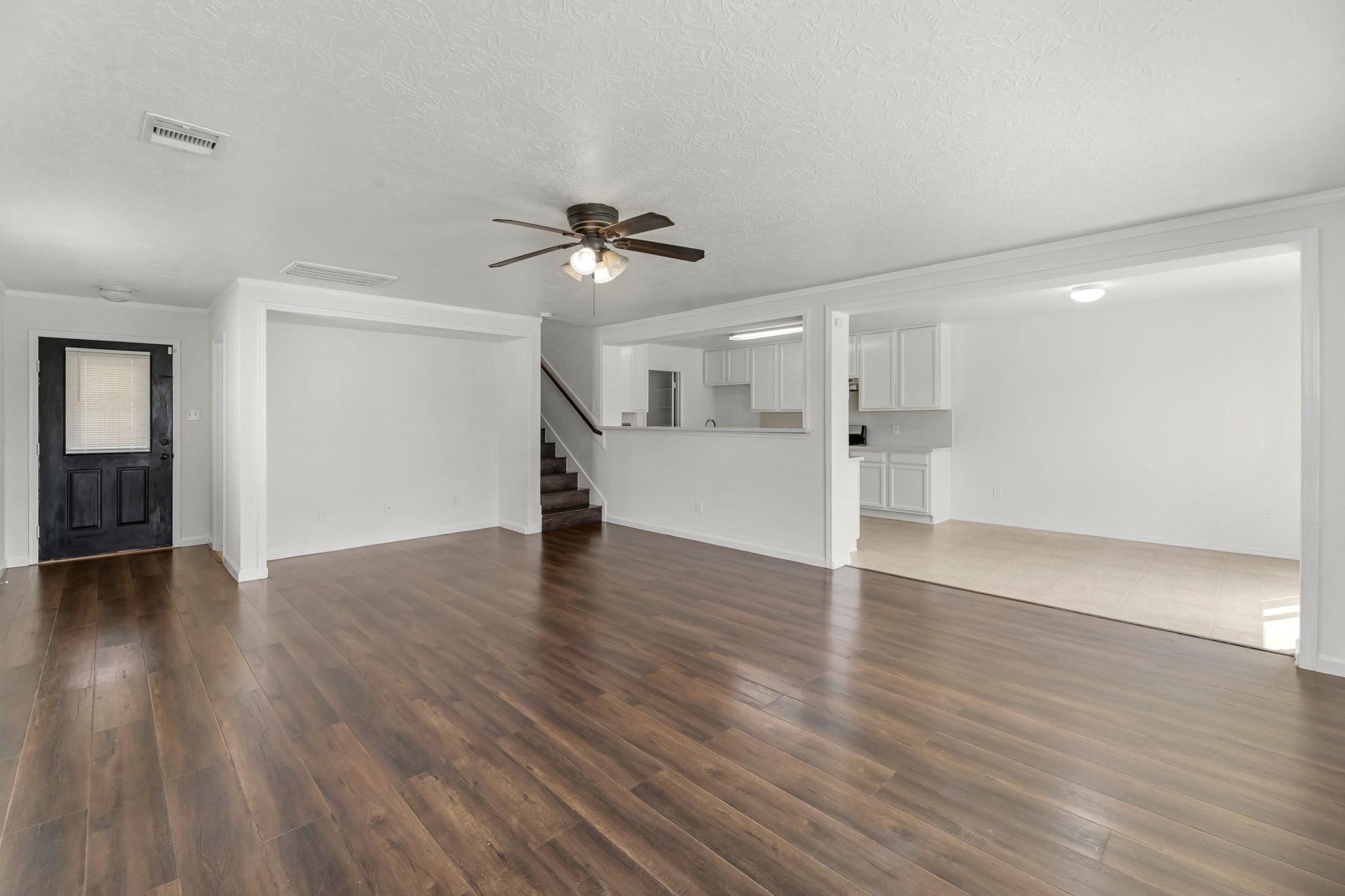 2626 Skyview Cove Court Property Photo 4