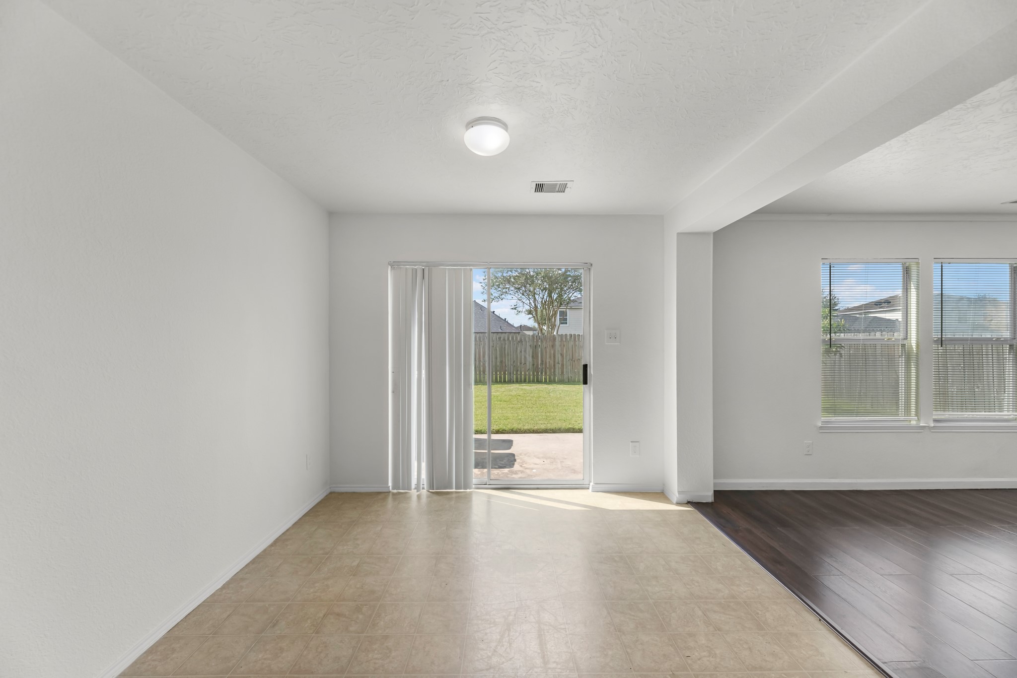 2626 Skyview Cove Court Property Photo 7