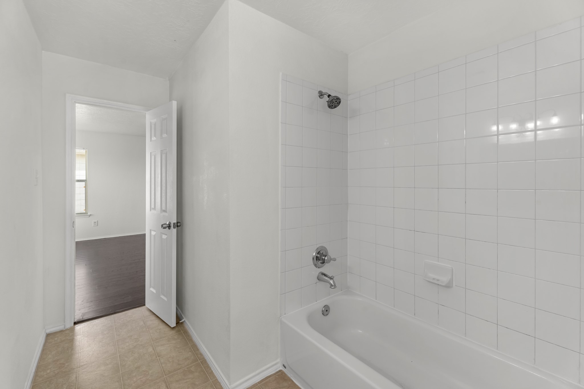 2626 Skyview Cove Court Property Photo 14