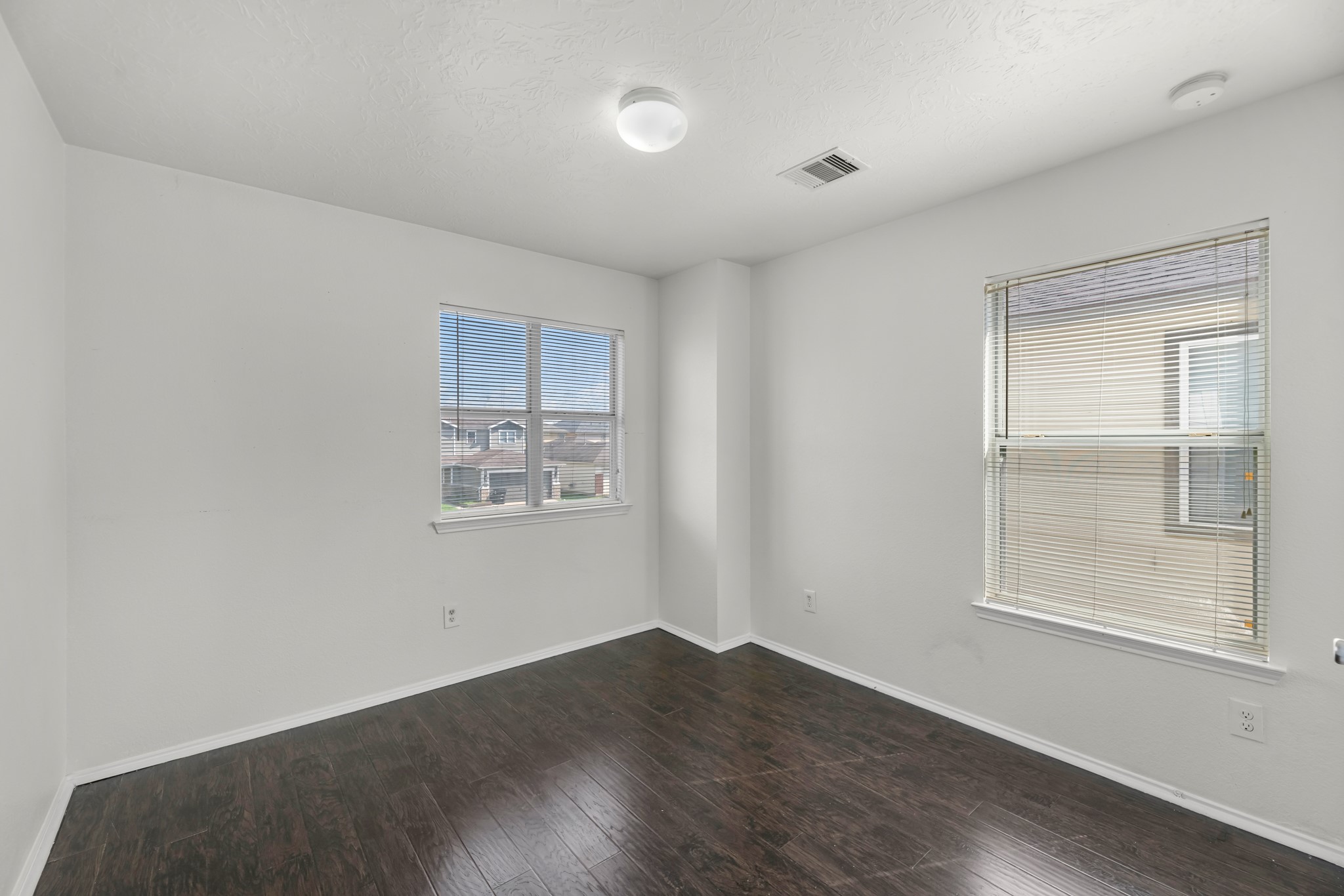 2626 Skyview Cove Court Property Photo 16