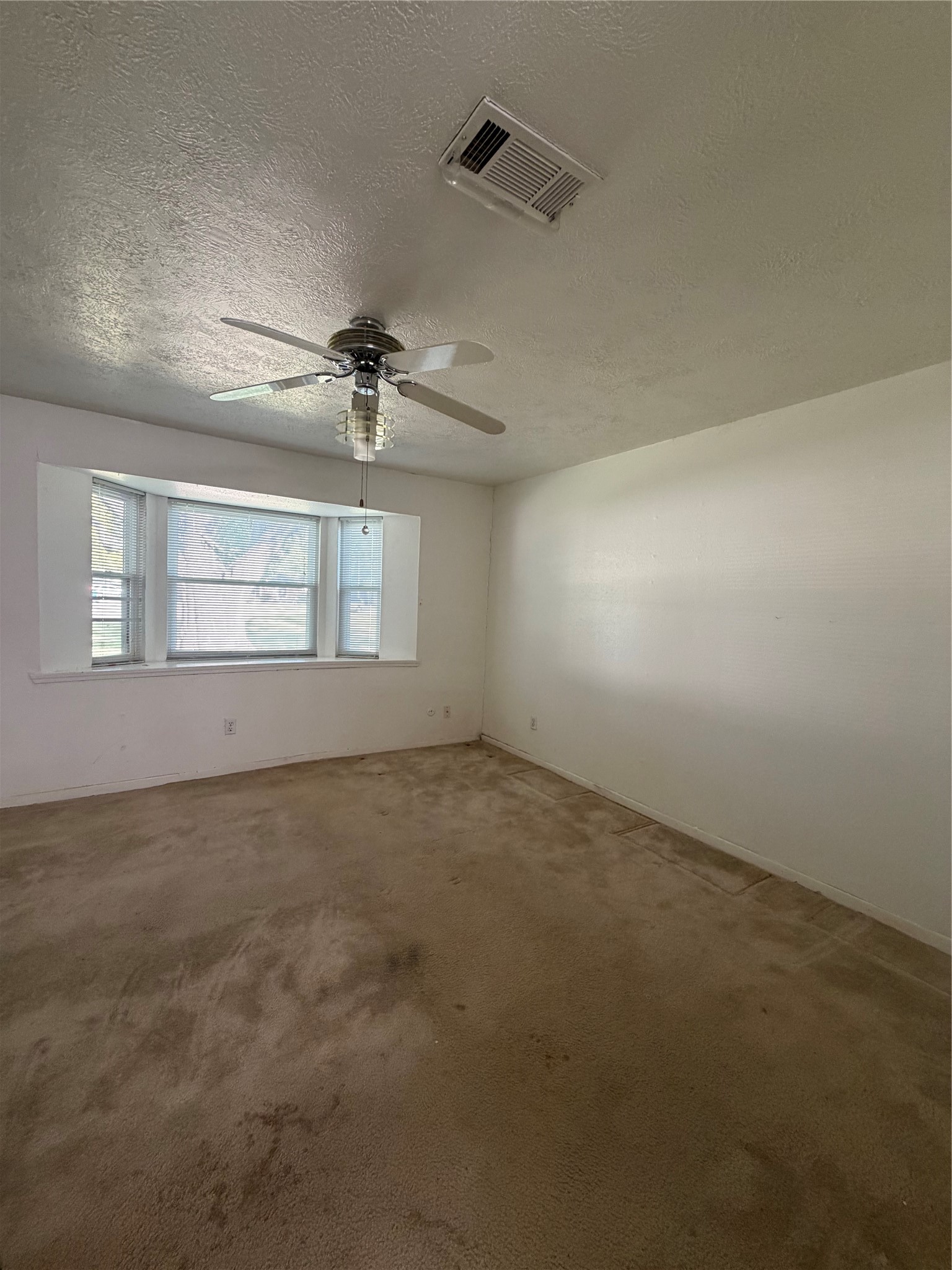 8652 Maplecrest Drive Property Photo 12