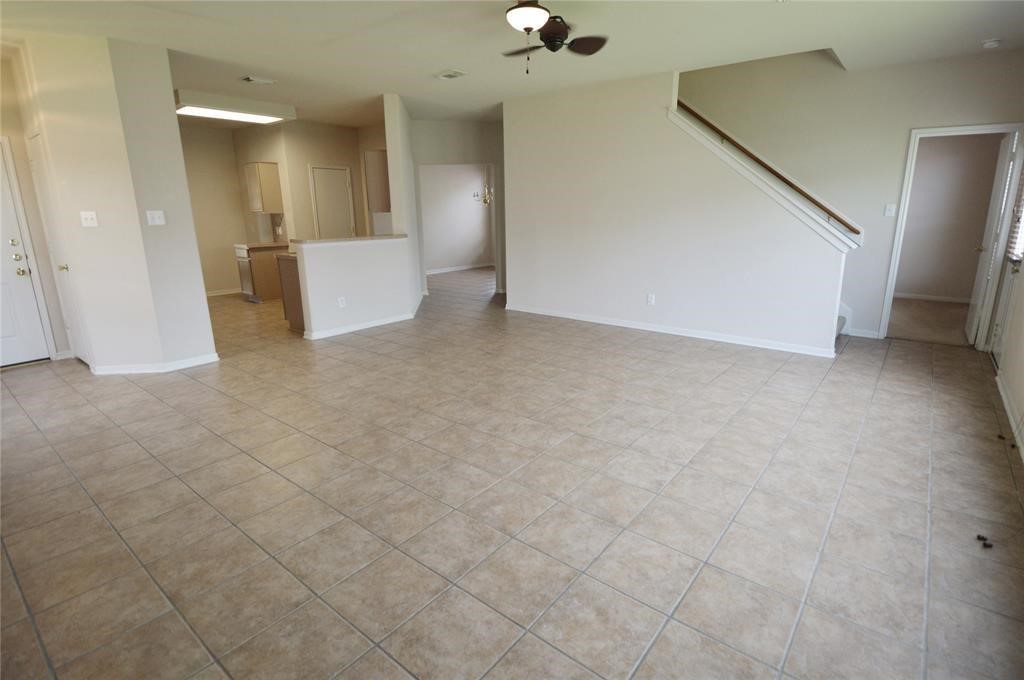 2707 Oak Ridge Park Drive Property Photo 6