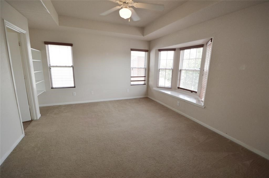 2707 Oak Ridge Park Drive Property Photo 9