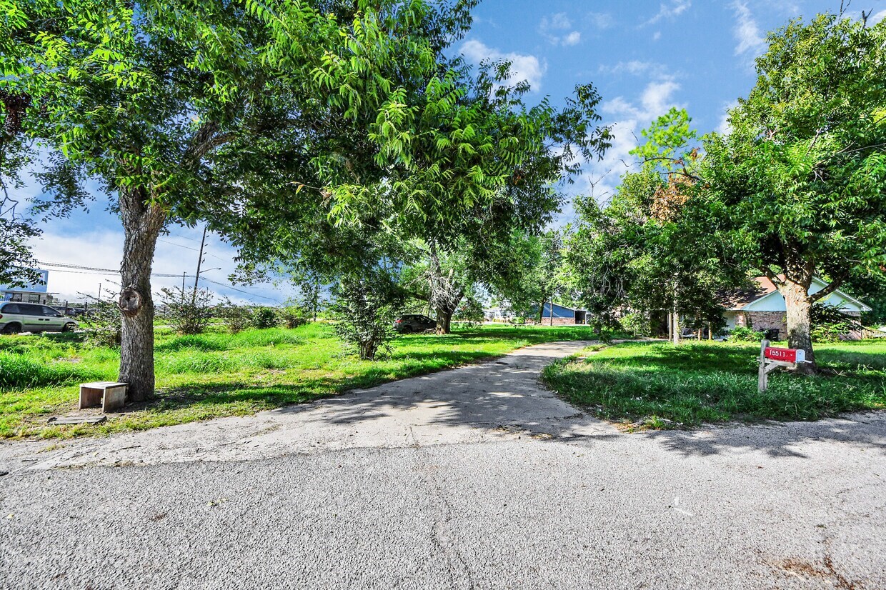 15511 Jessie Parker Road Property Photo 5