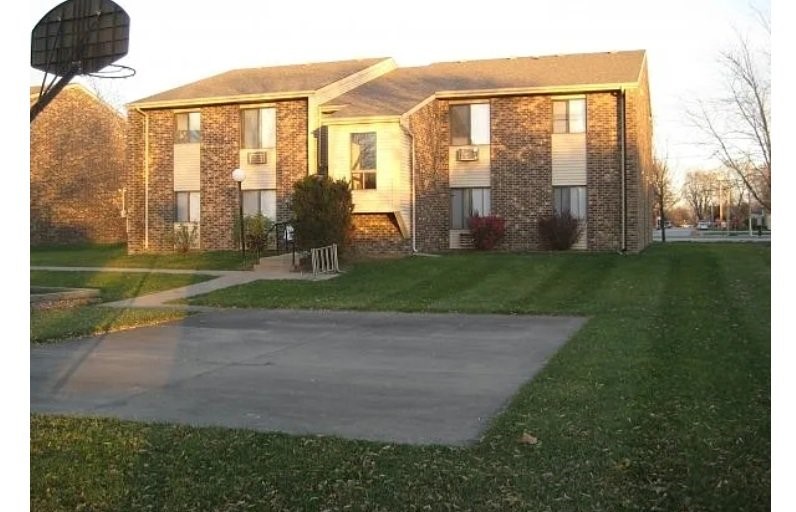 240 S James Property Photo 3
