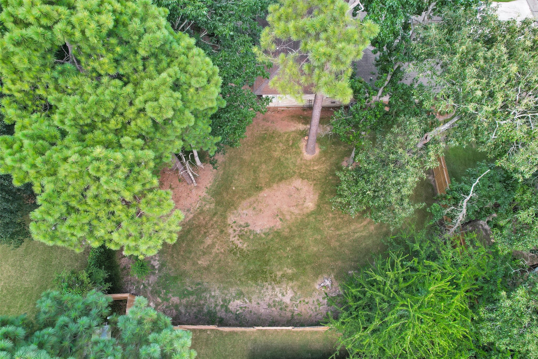 12214 Browning Drive Property Photo 4