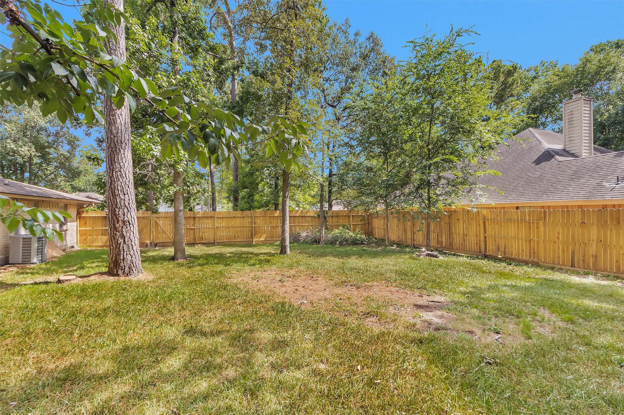 12214 Browning Drive Property Photo 6