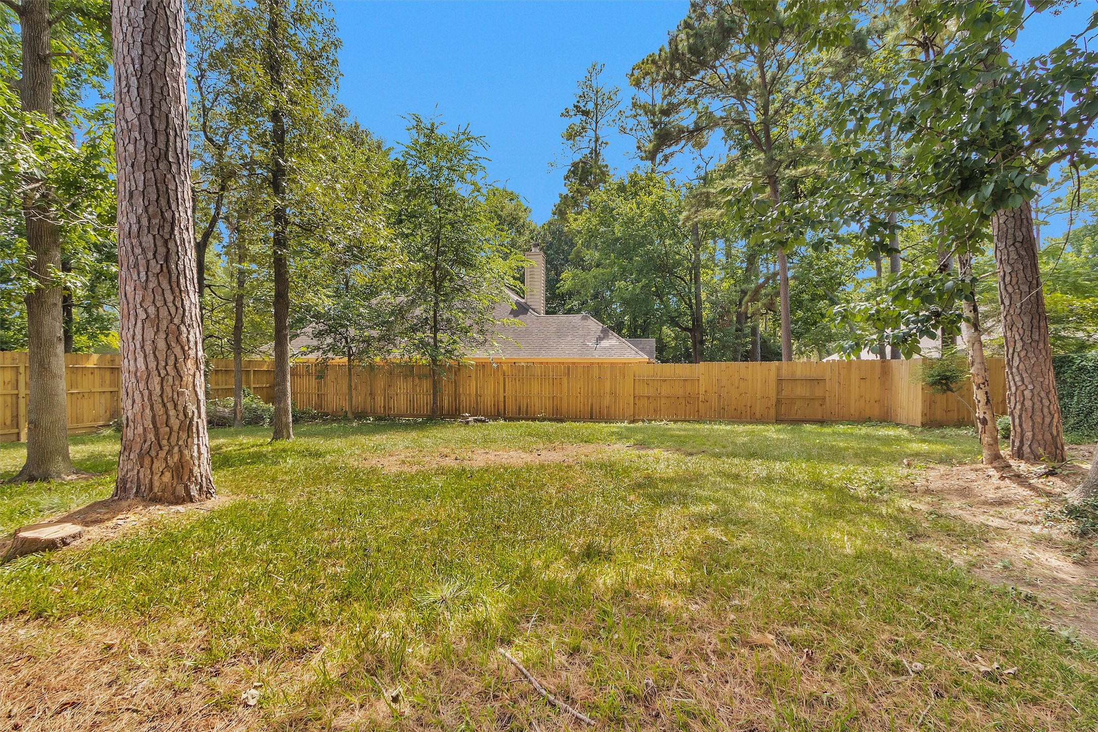 12214 Browning Drive Property Photo 7