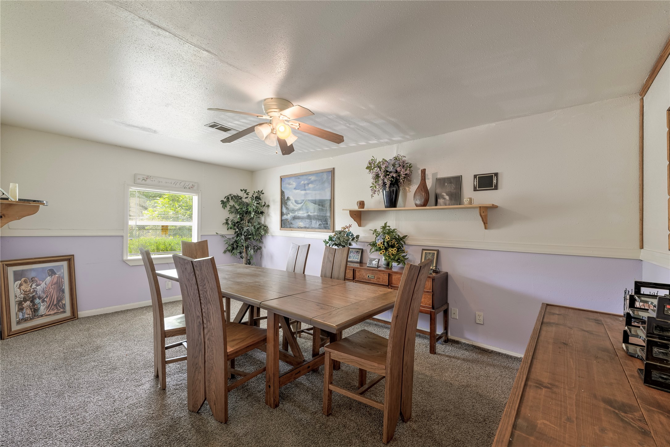 3627 Thistle Street Property Photo 5