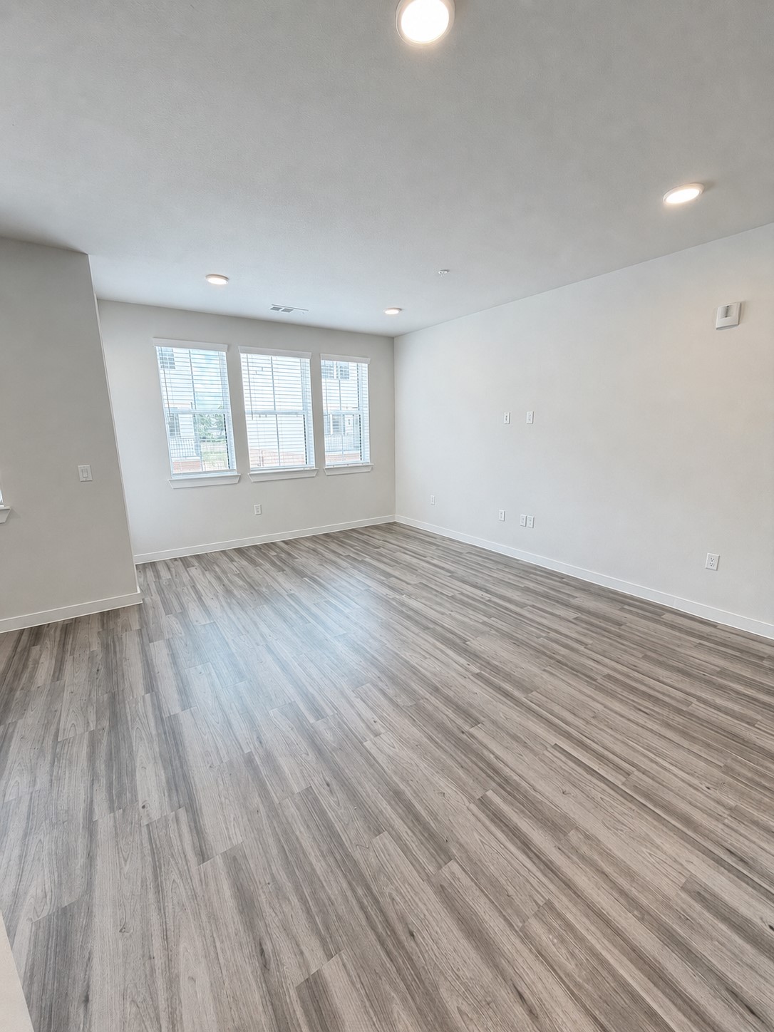 17318 N Eldridge Parkway 1008 Property Photo 12