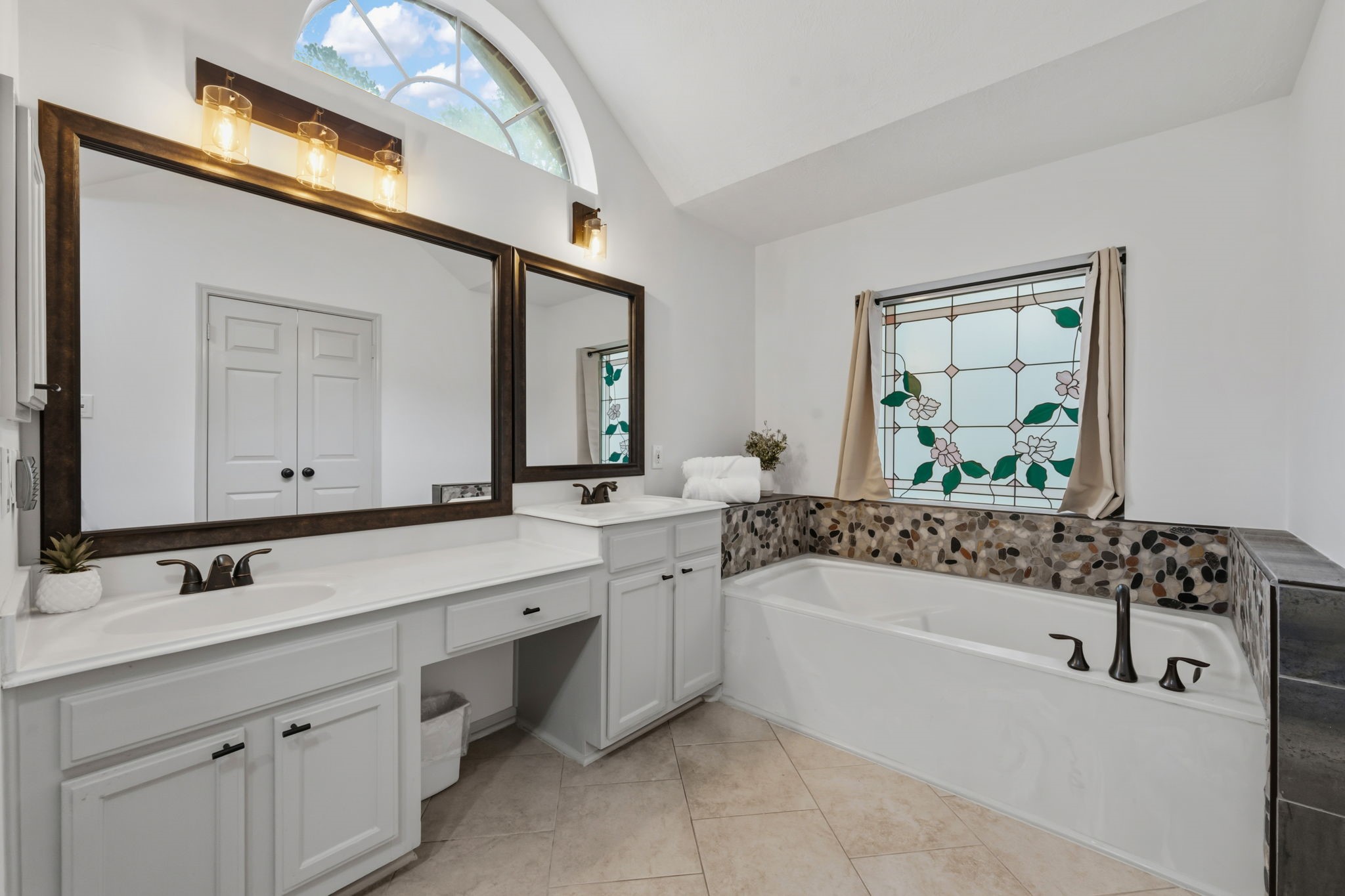 30206 Stoney Plain Drive Property Photo 14