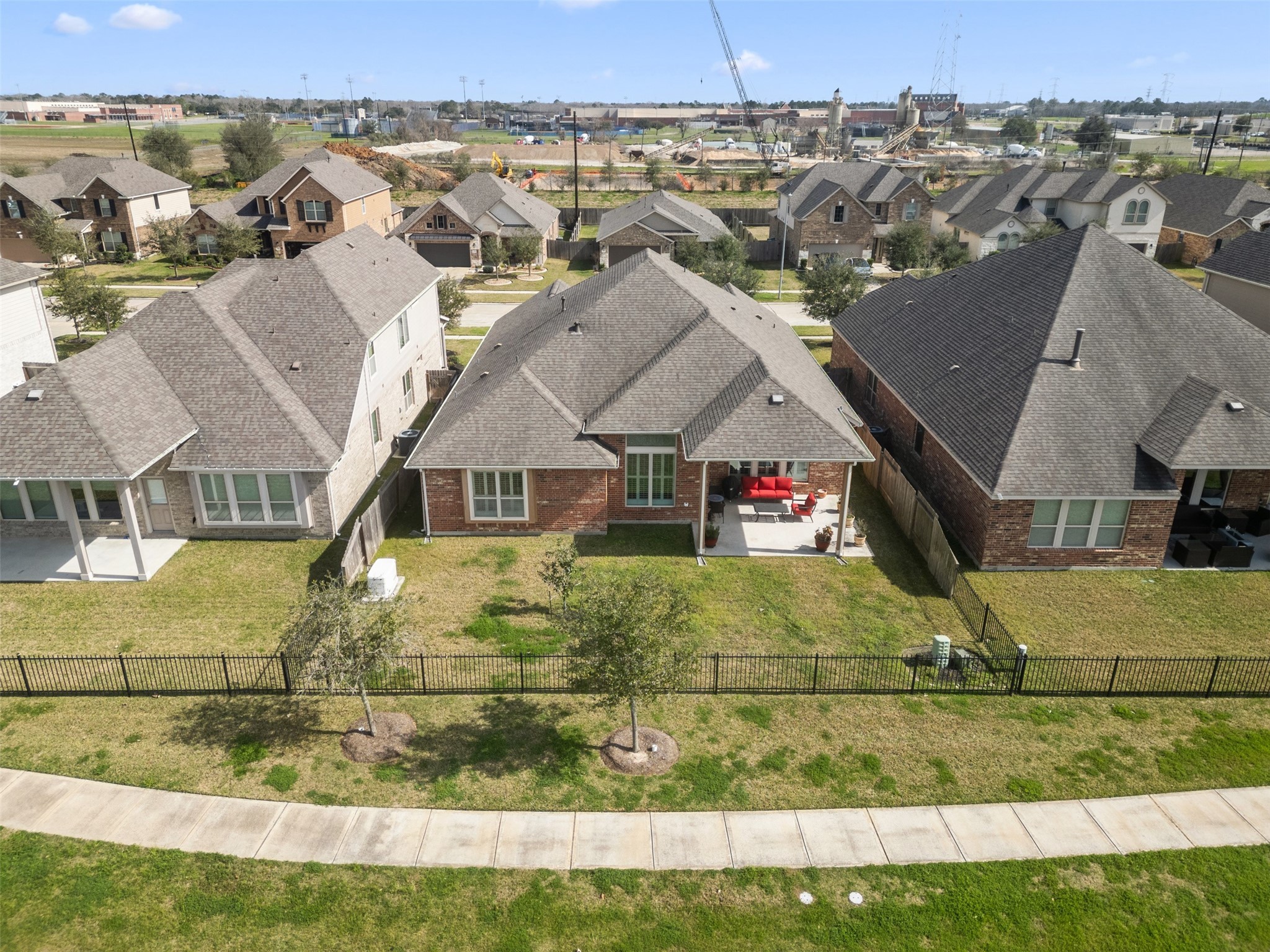 19411 Lake Ridge Drive Property Photo 32