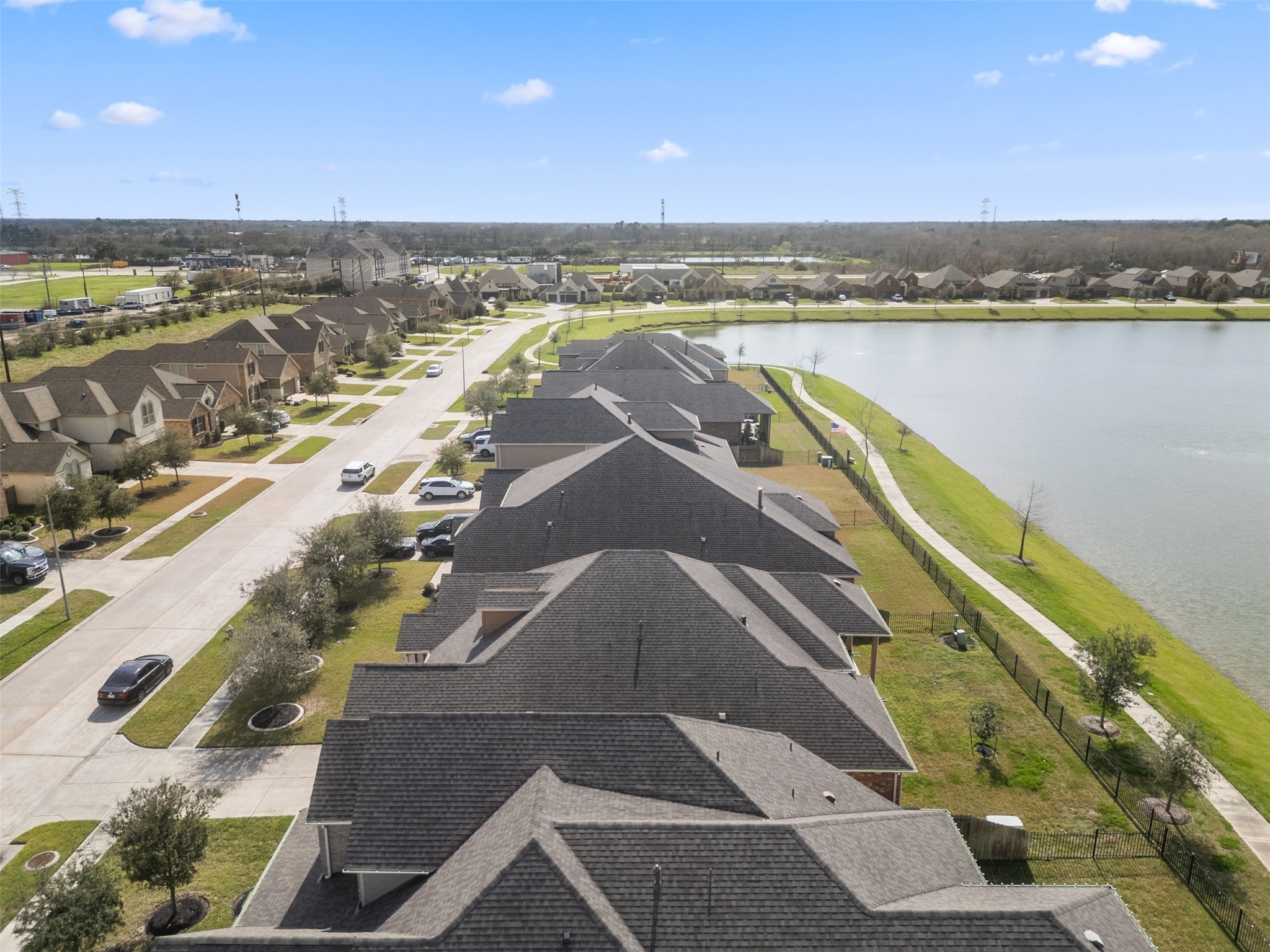 19411 Lake Ridge Drive Property Photo 35