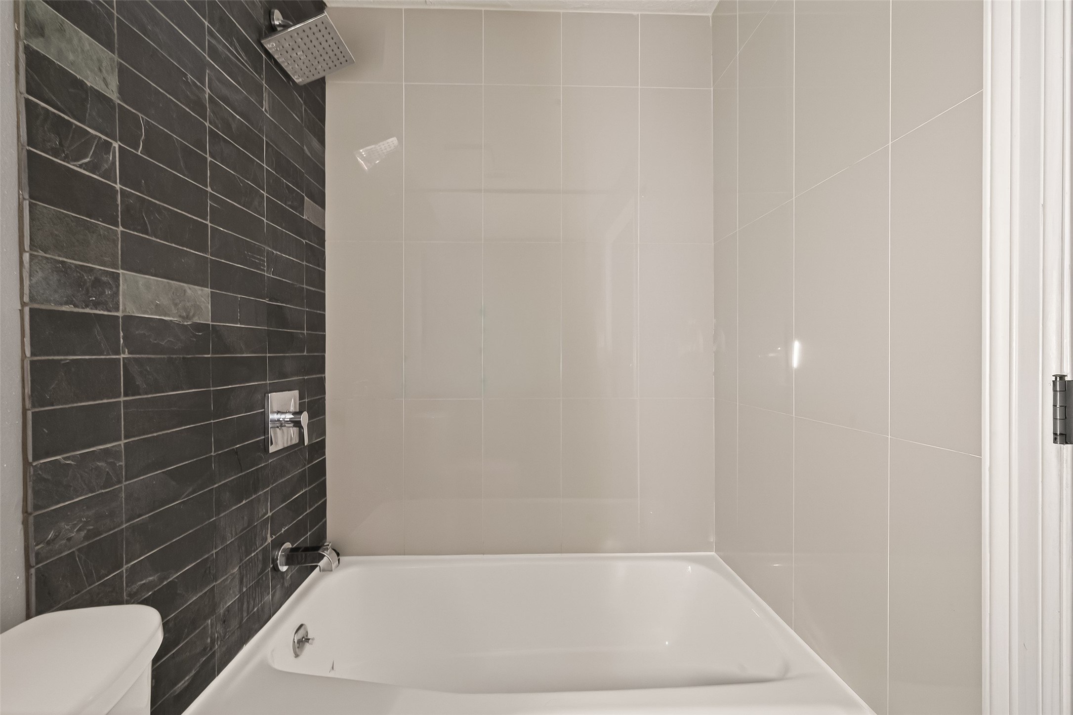 2130 Round Lake Drive Property Photo 37