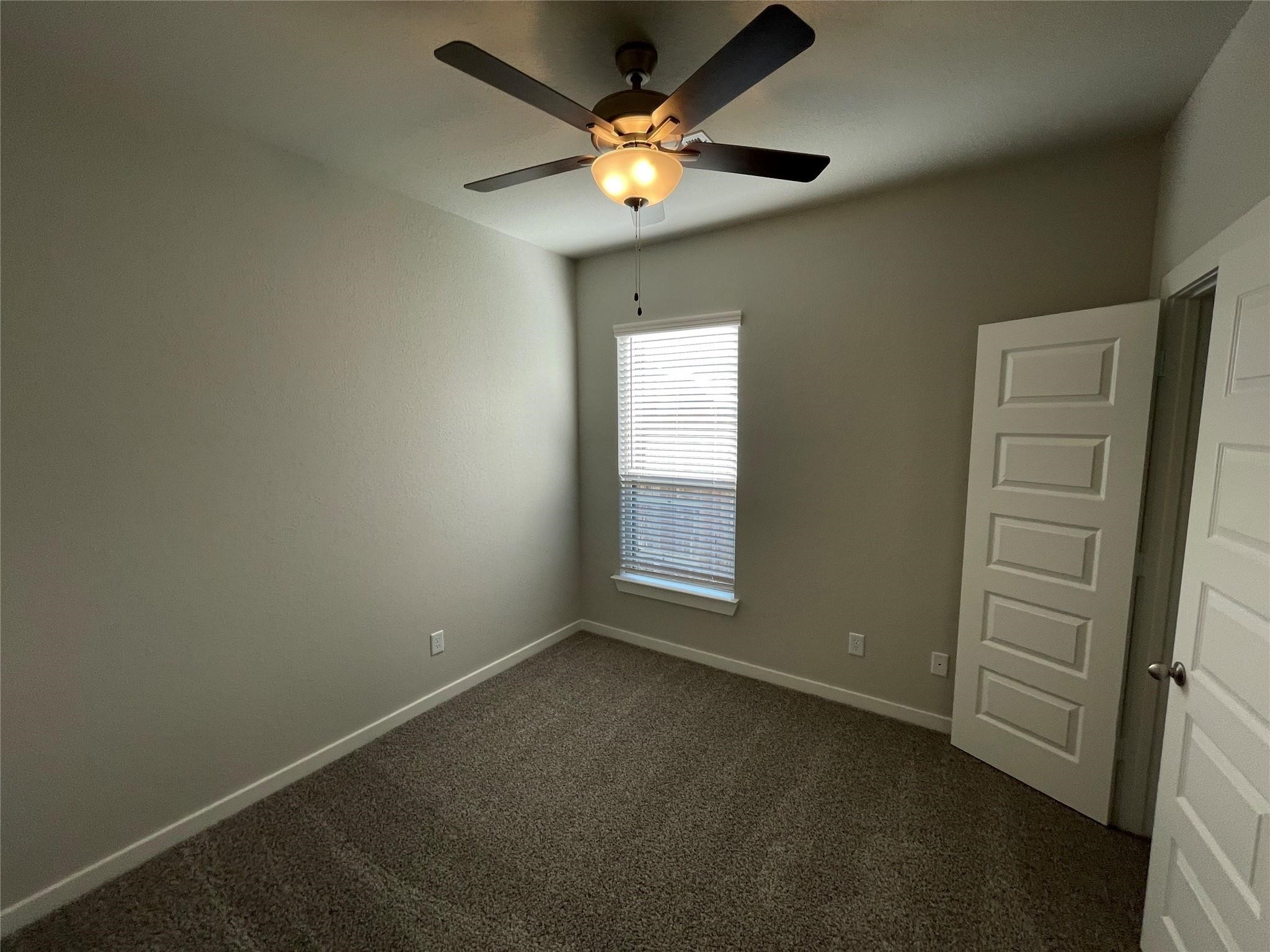 9772-9776 Grosbeak Lane Property Photo 14