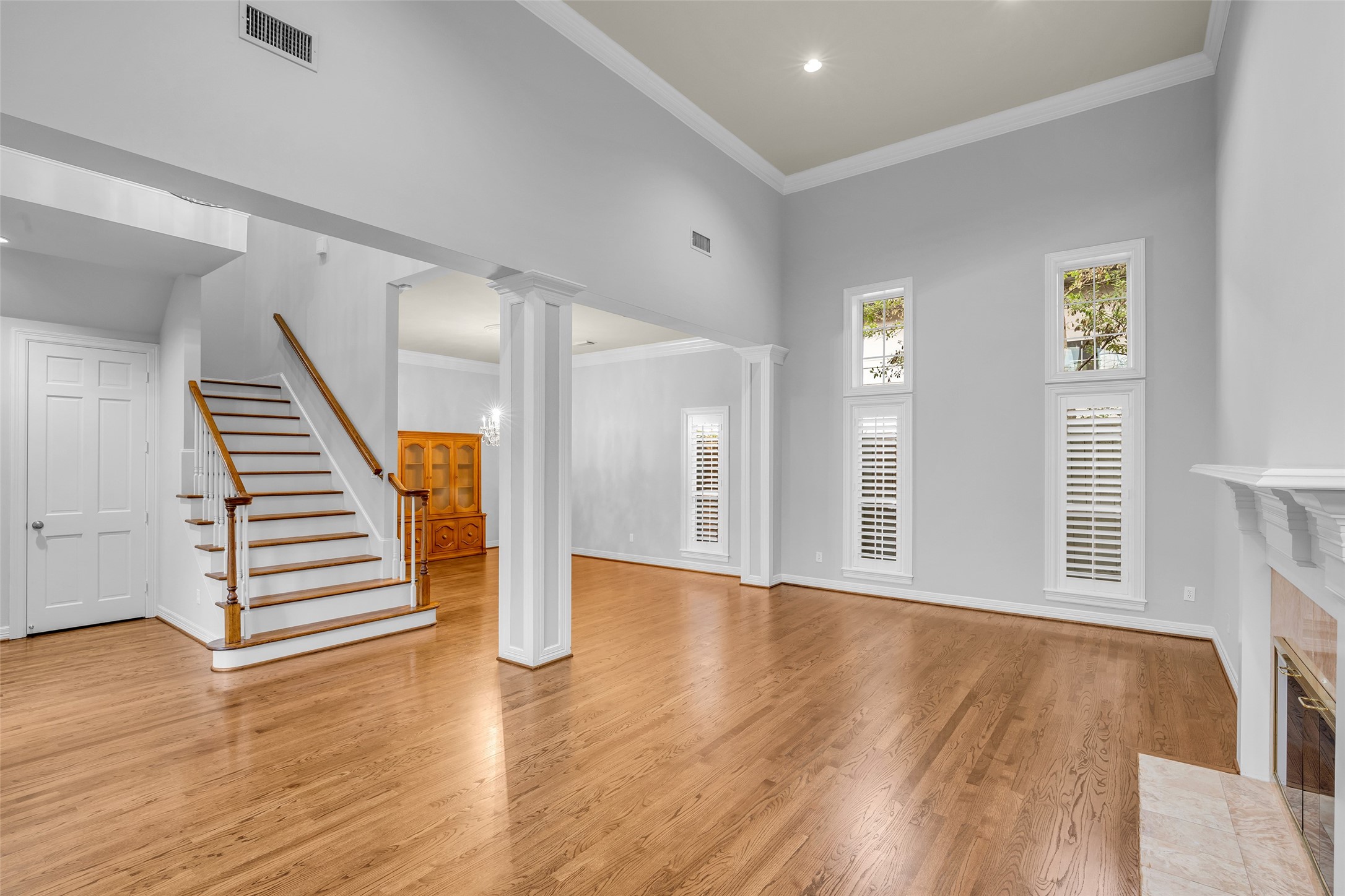 1413 Winrock Boulevard Property Photo 8