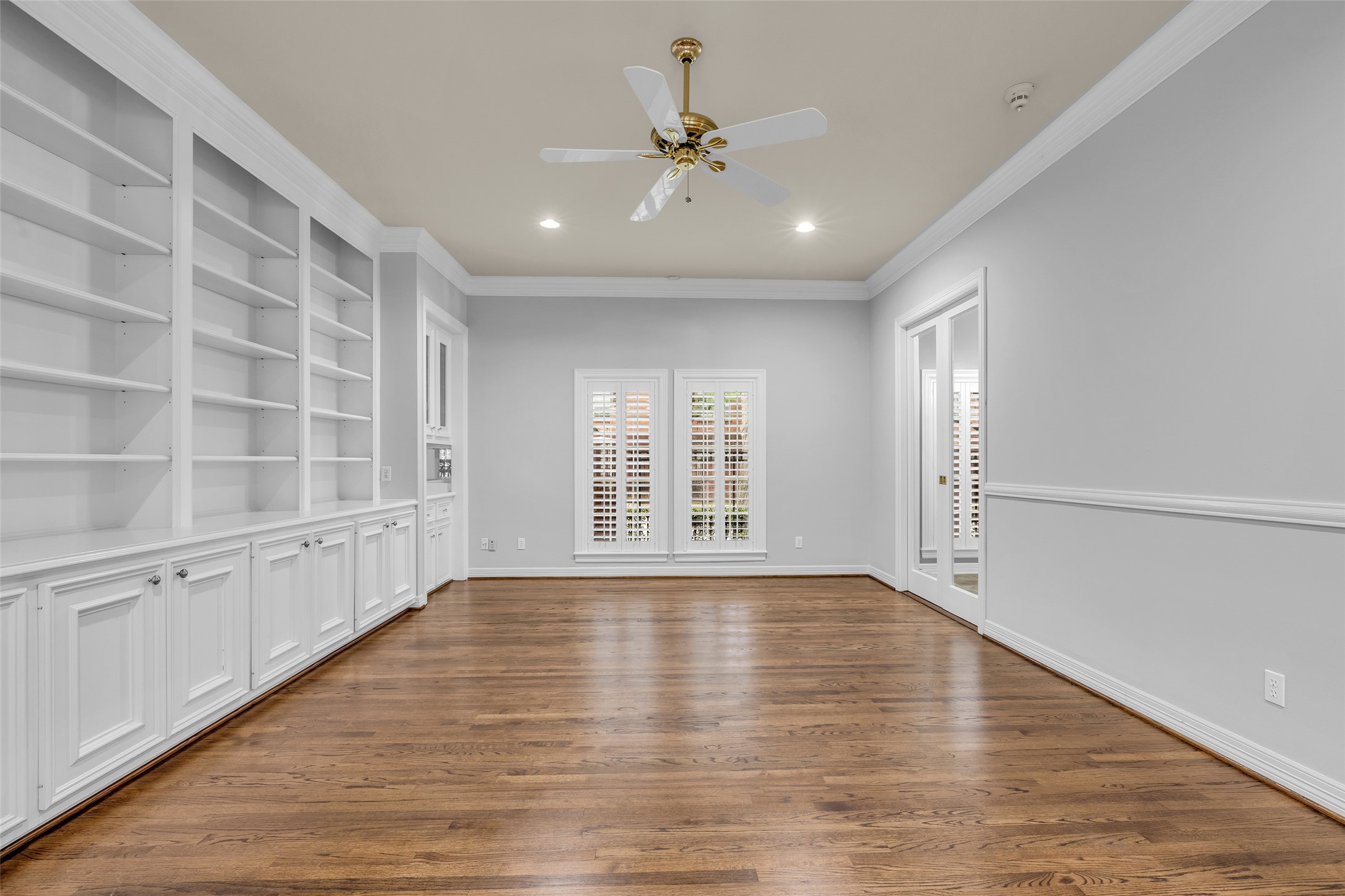 1413 Winrock Boulevard Property Photo 17