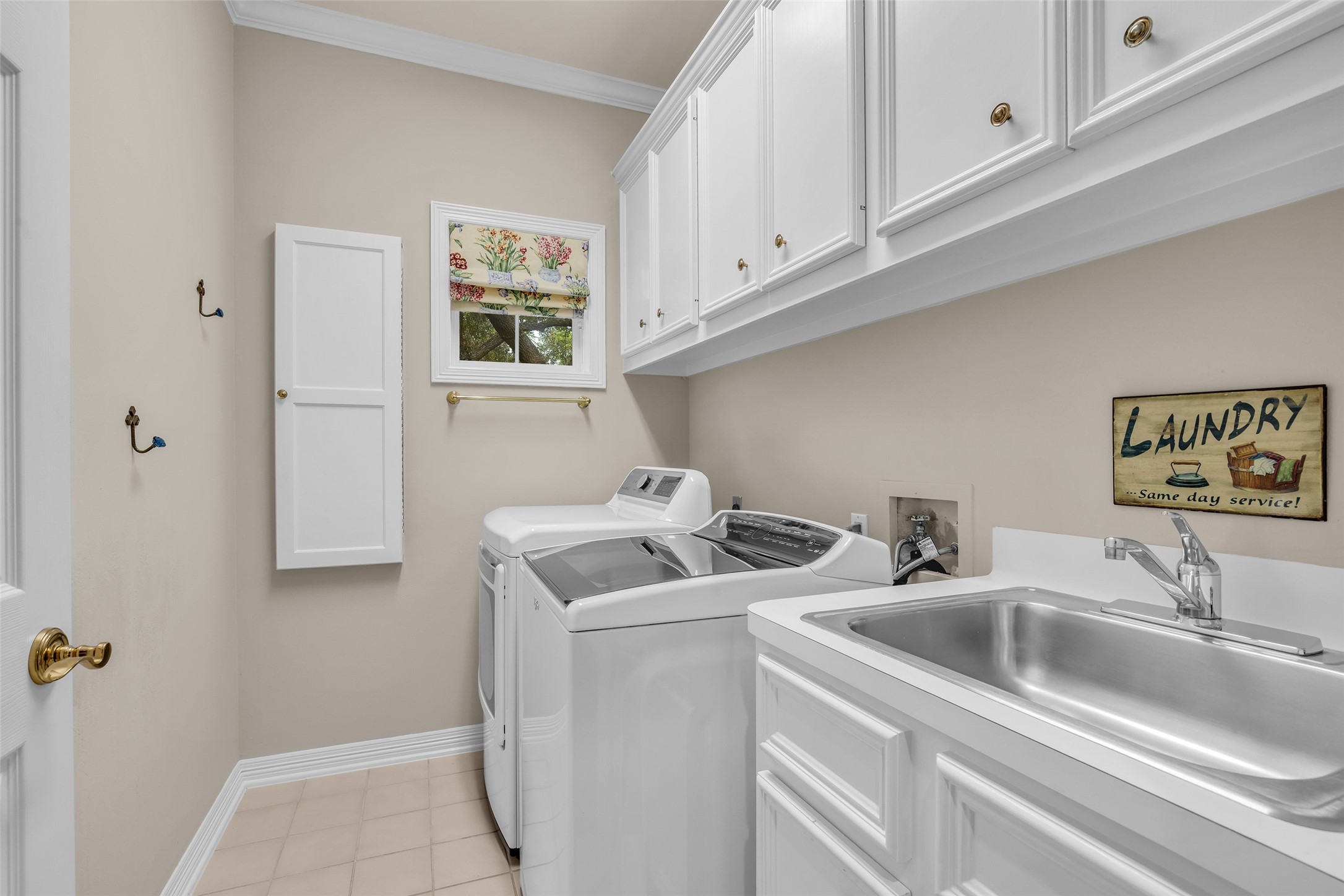 1413 Winrock Boulevard Property Photo 32