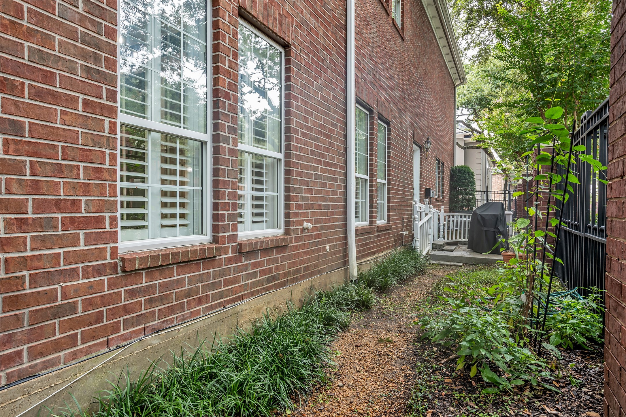 1413 Winrock Boulevard Property Photo 37