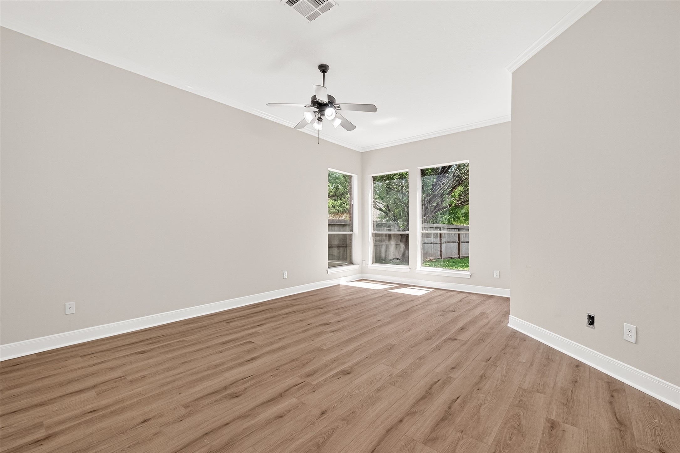 3610 Forest Row Drive Property Photo 21