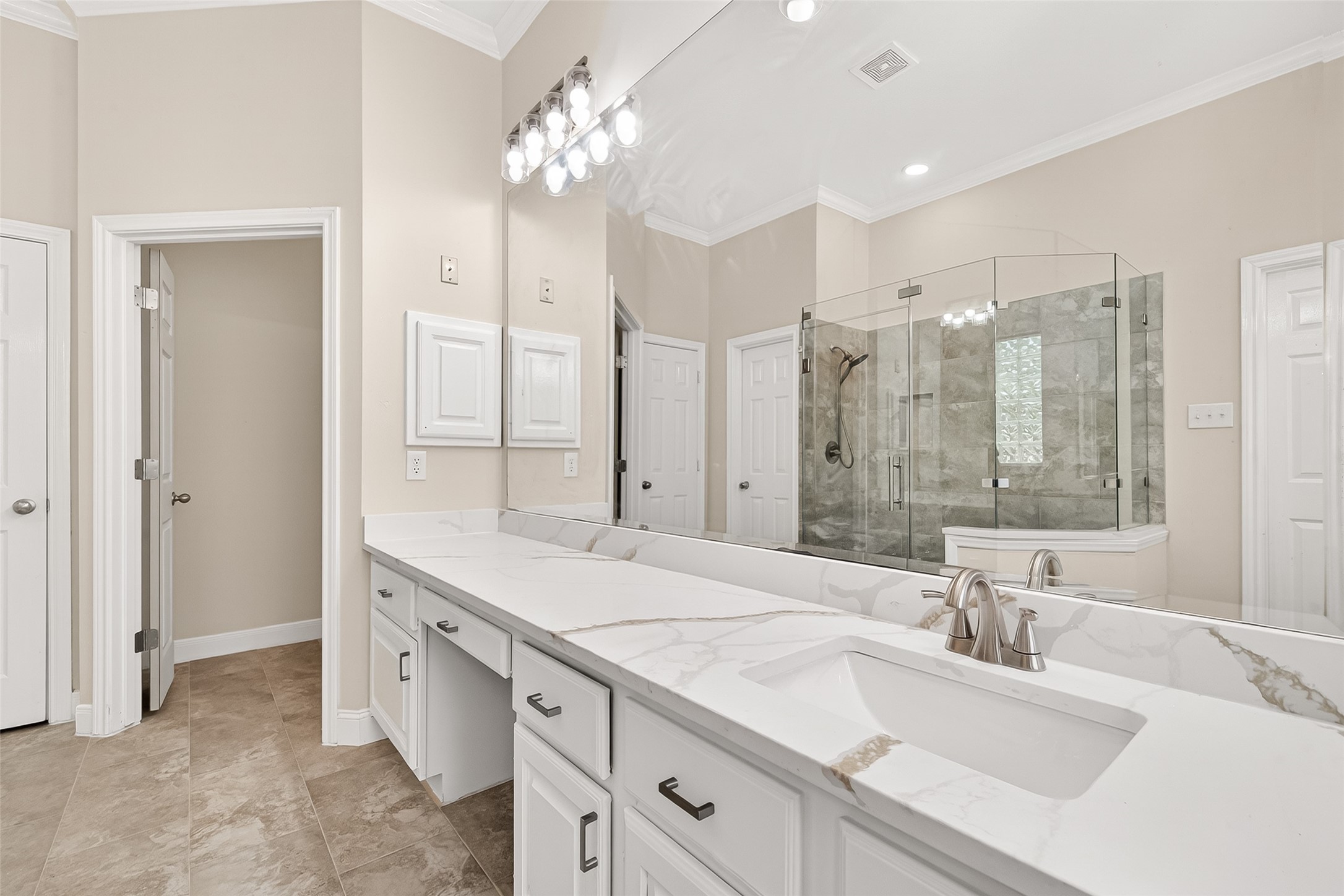 3610 Forest Row Drive Property Photo 27