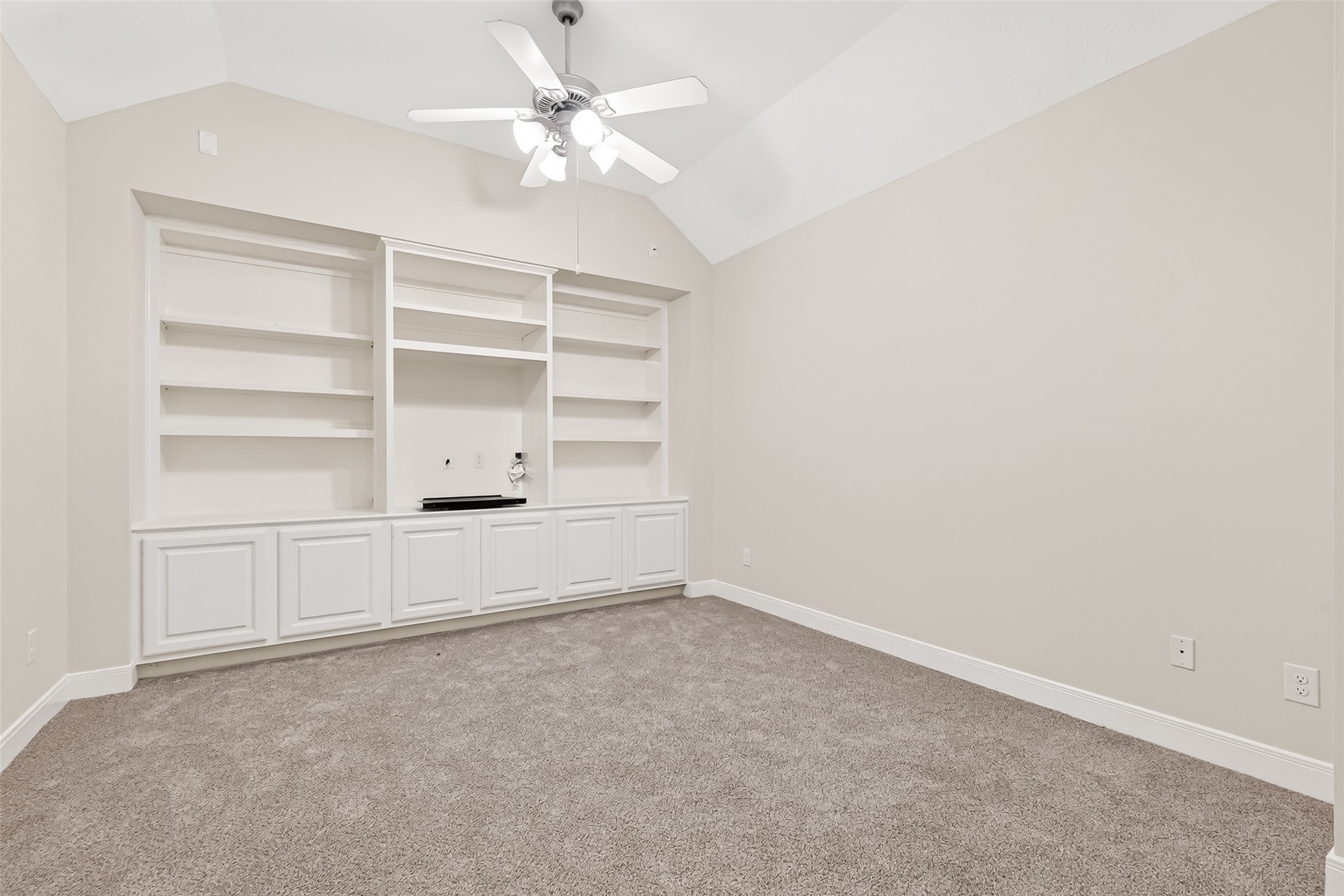 3610 Forest Row Drive Property Photo 33