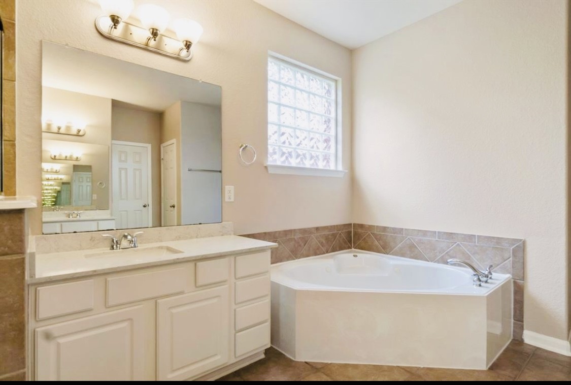 5639 Horseshoe Falls Property Photo 16