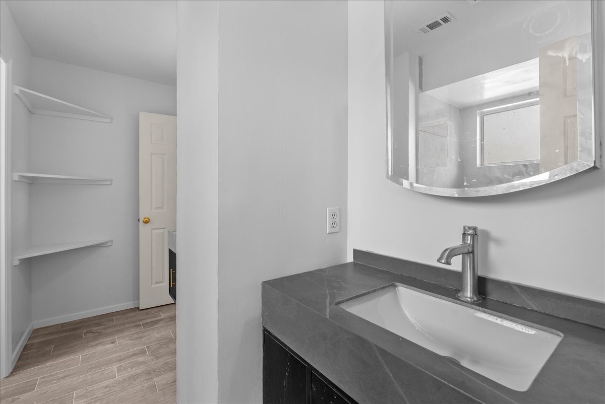 14003 Muirfield Lane Property Photo 15