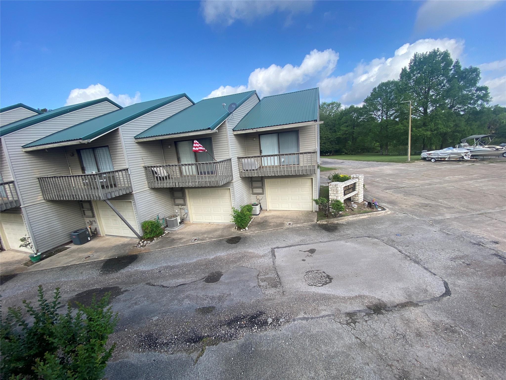 501 Bass Boat Village 211 Property Photo 13
