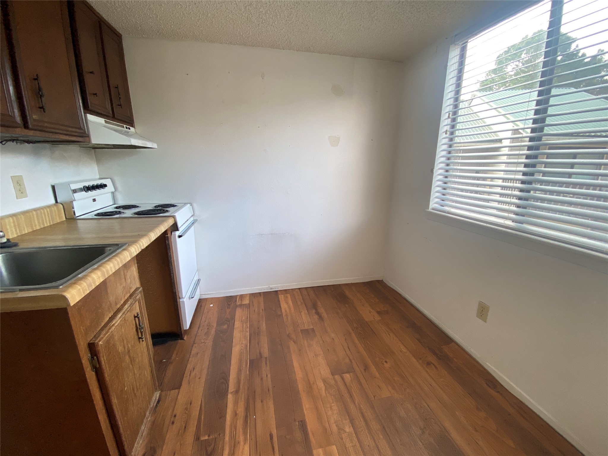 501 Bass Boat Village 211 Property Photo 20