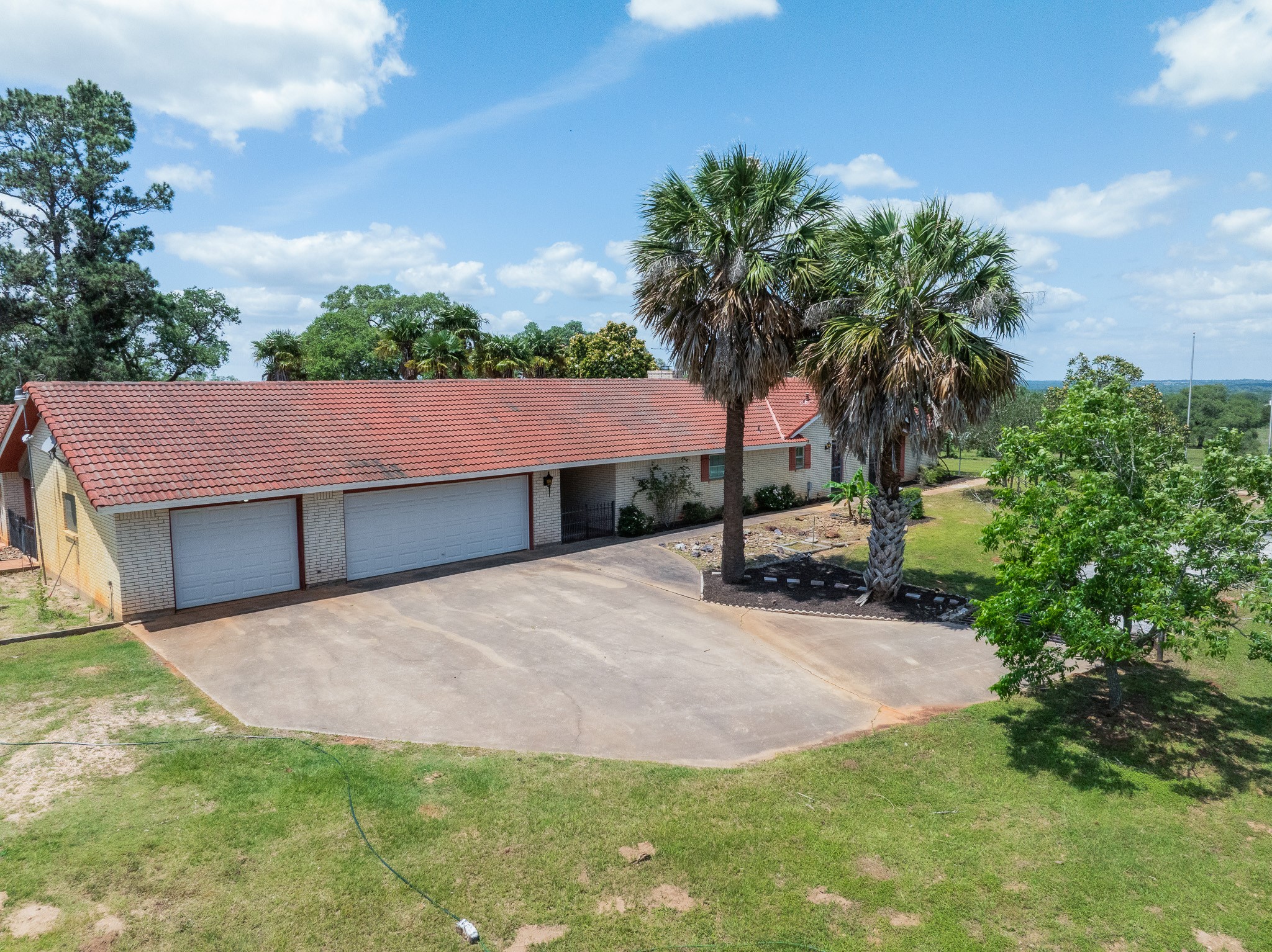 2513 S Fm 1291 Property Photo 7